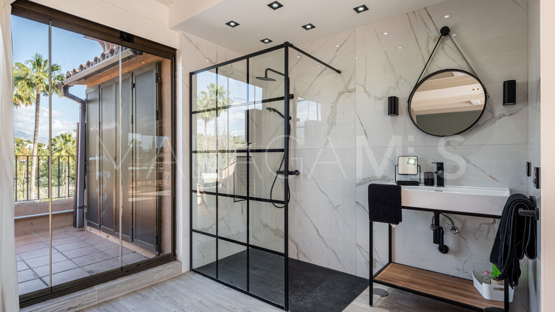 Ático with 2 bedrooms for sale in La Cartuja del Golf
