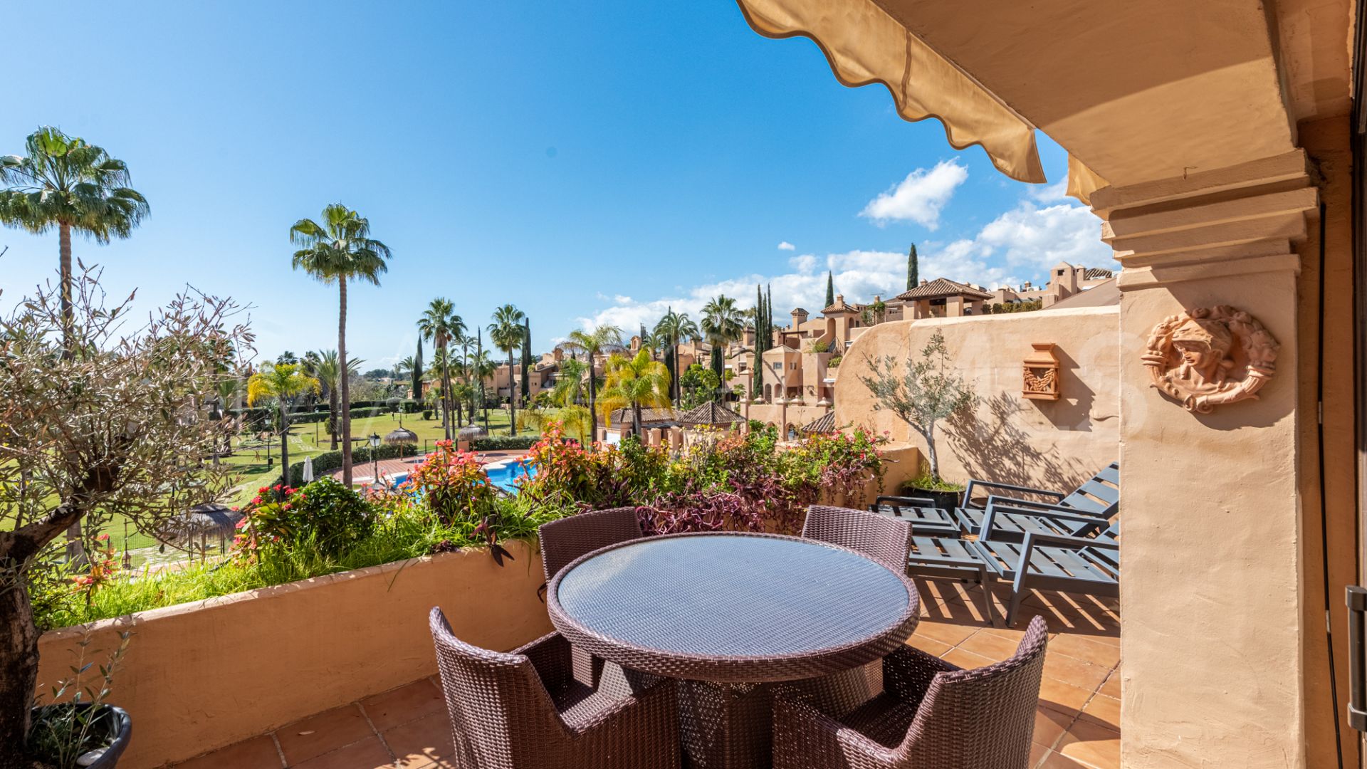 Ático with 2 bedrooms for sale in La Cartuja del Golf