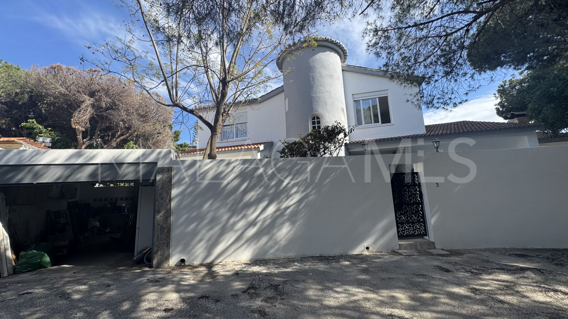 Villa for sale in Marbesa