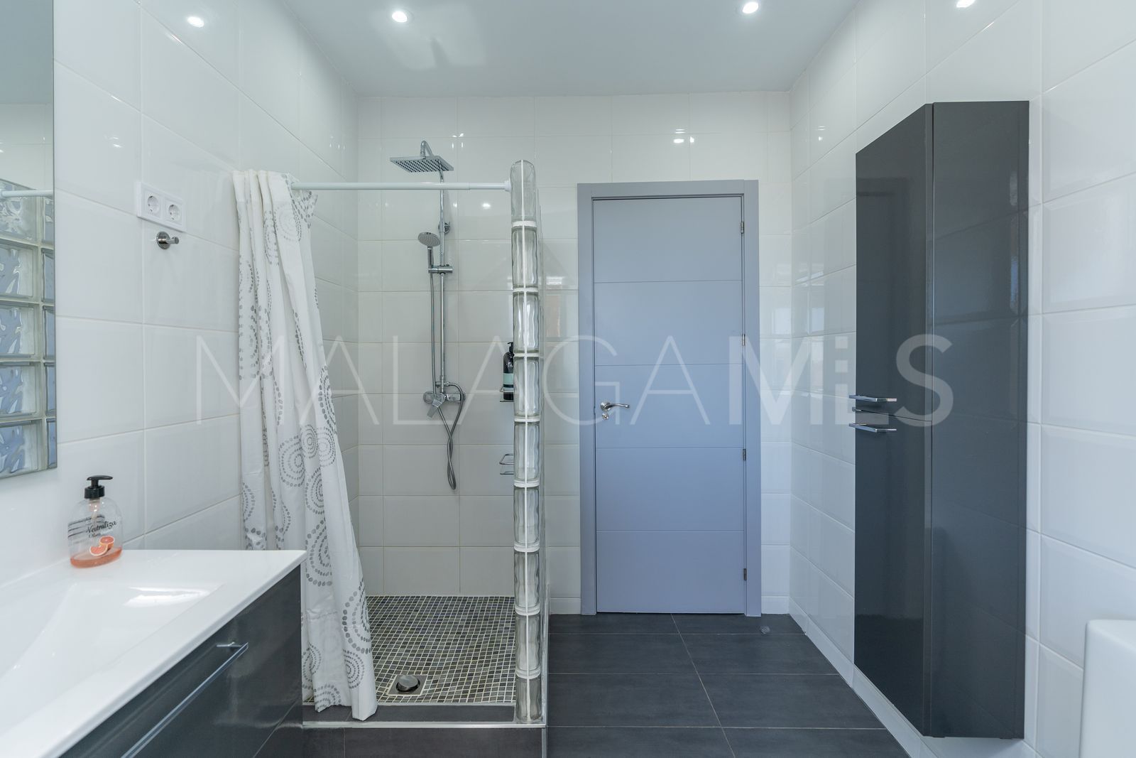 Villa for sale in Marbesa