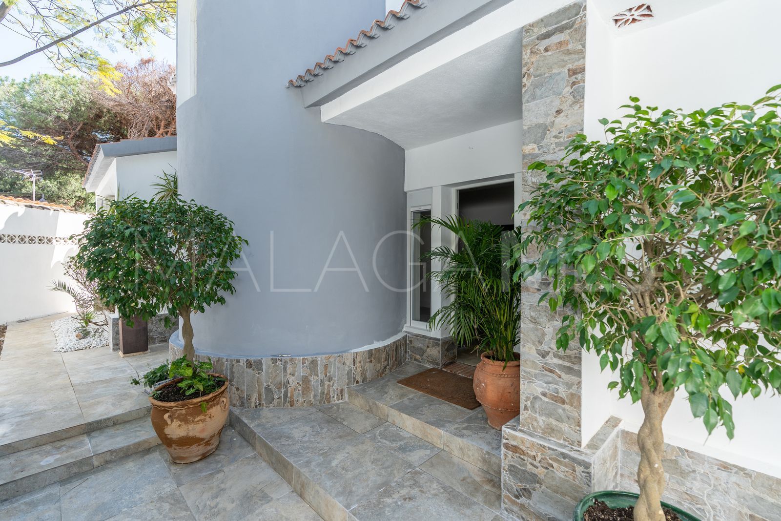 Villa for sale in Marbesa