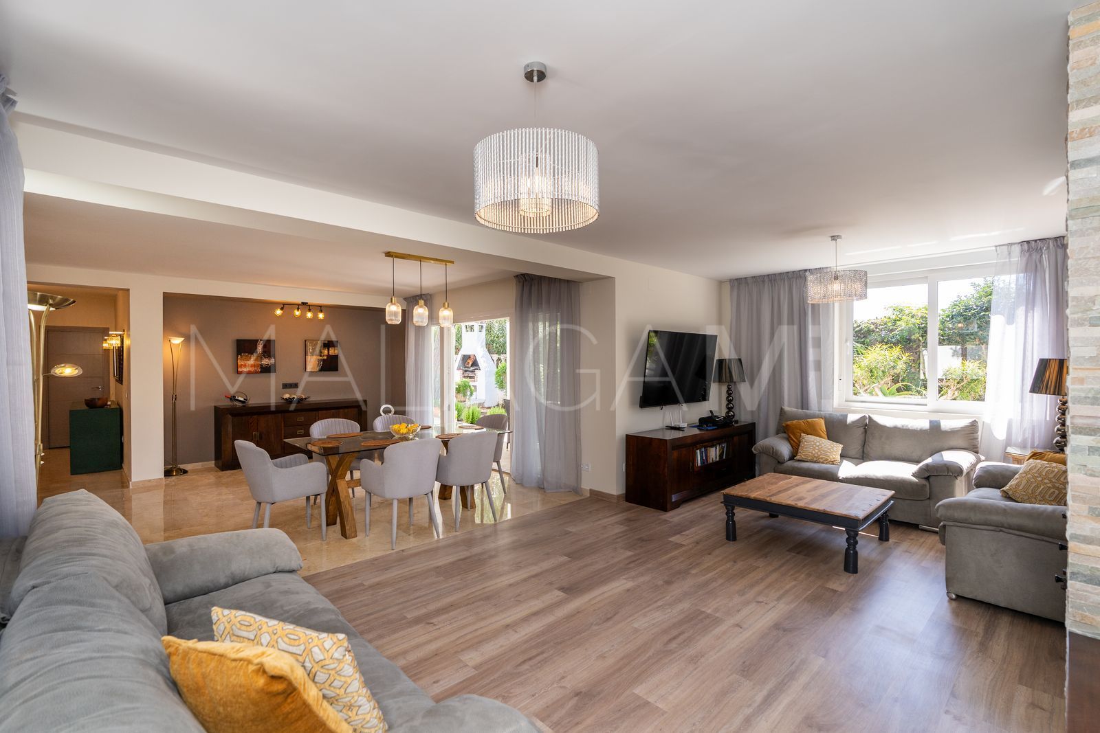 Villa for sale in Marbesa