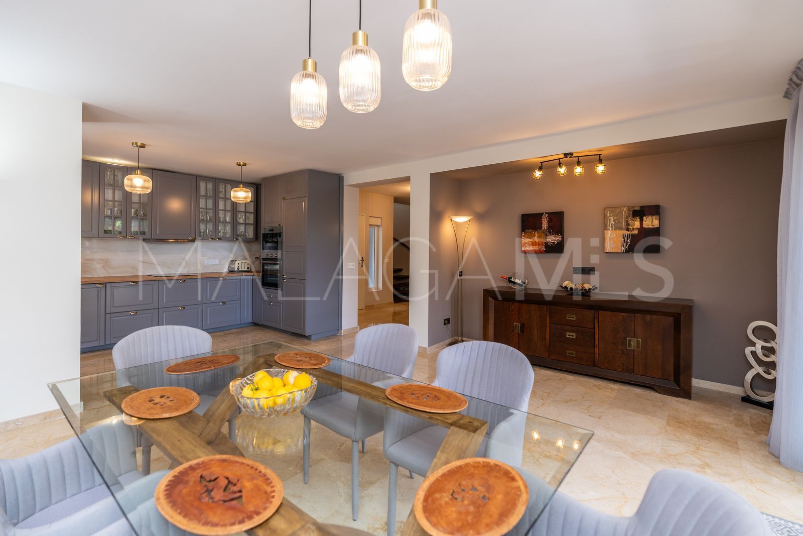 Villa for sale in Marbesa