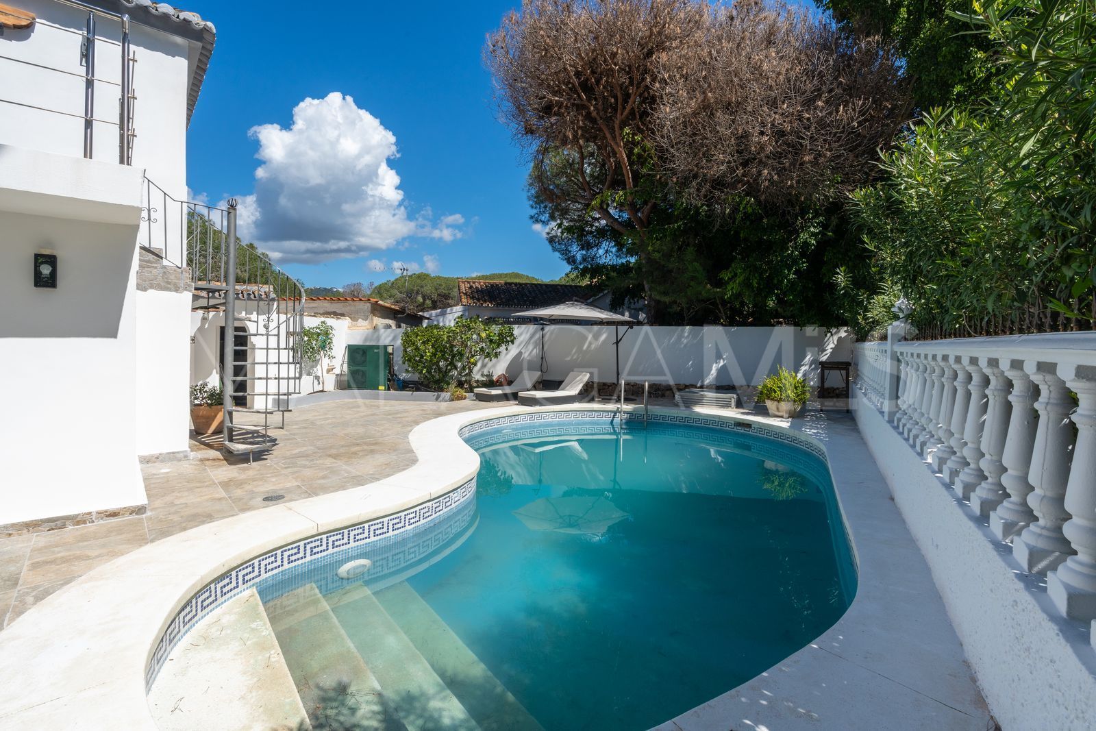 Villa for sale in Marbesa