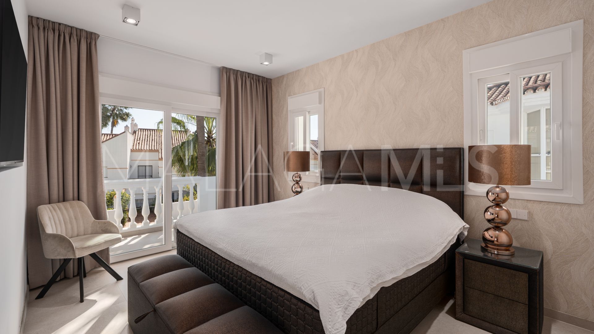 Villa for sale in Monte Biarritz