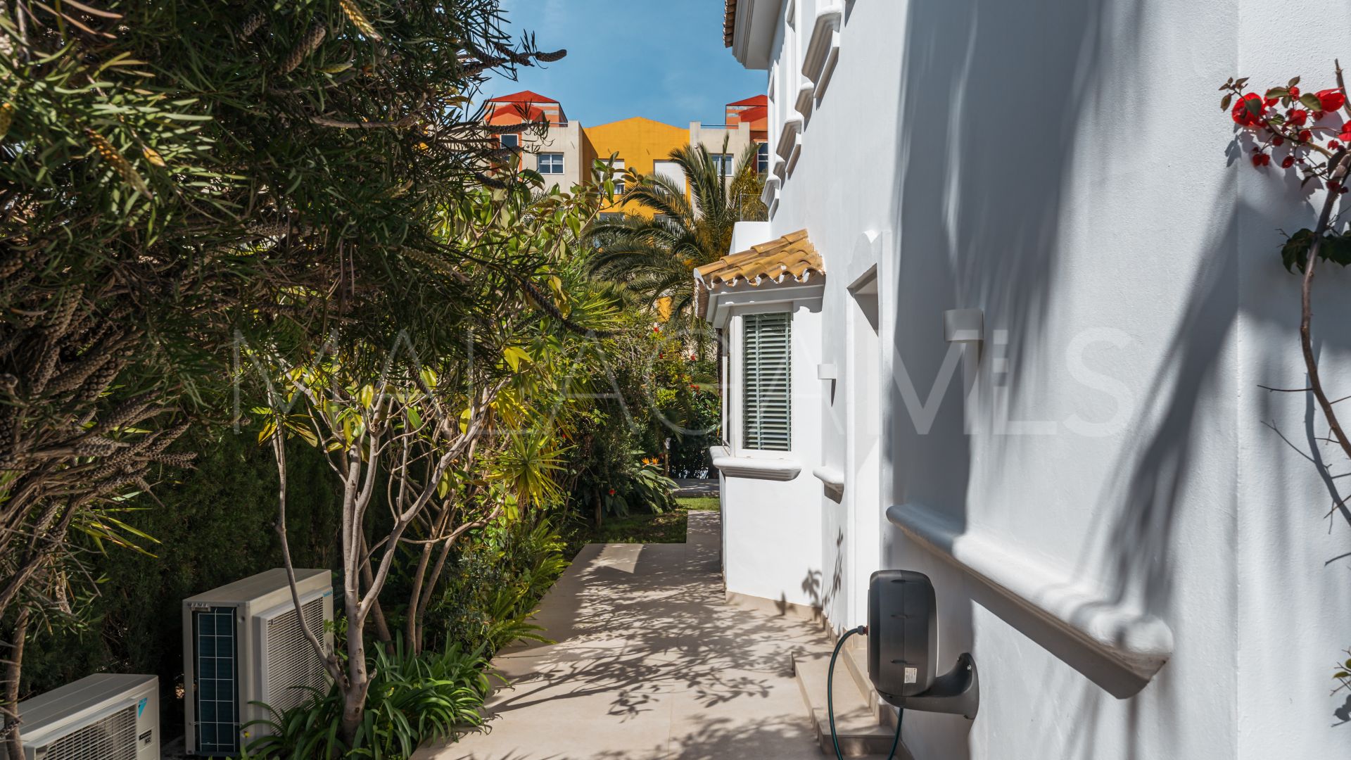 Villa for sale in Monte Biarritz