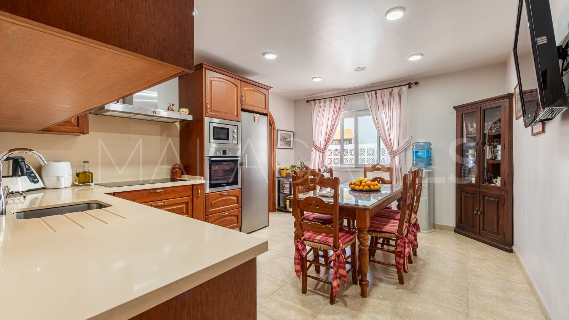 Villa for sale in San Pedro de Alcantara