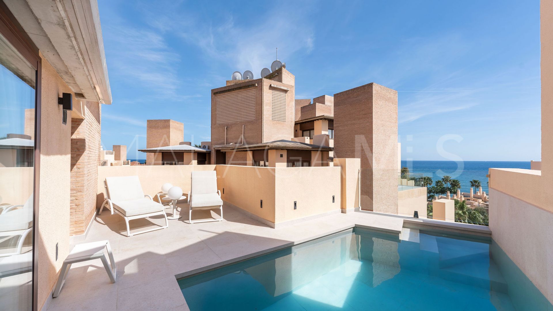 Bahia de la Plata 4 bedrooms penthouse for sale
