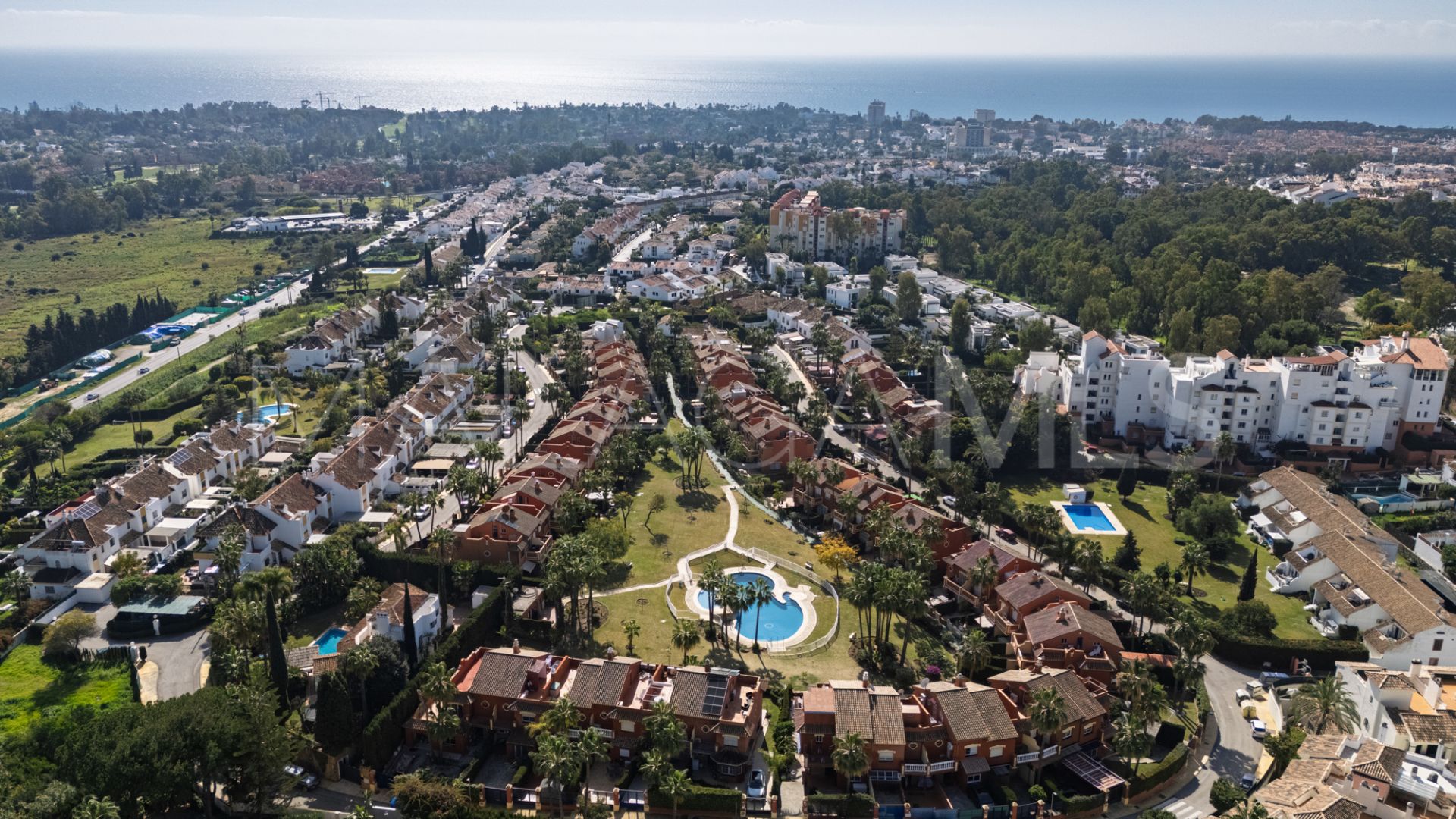 Radhus for sale in Monte Biarritz
