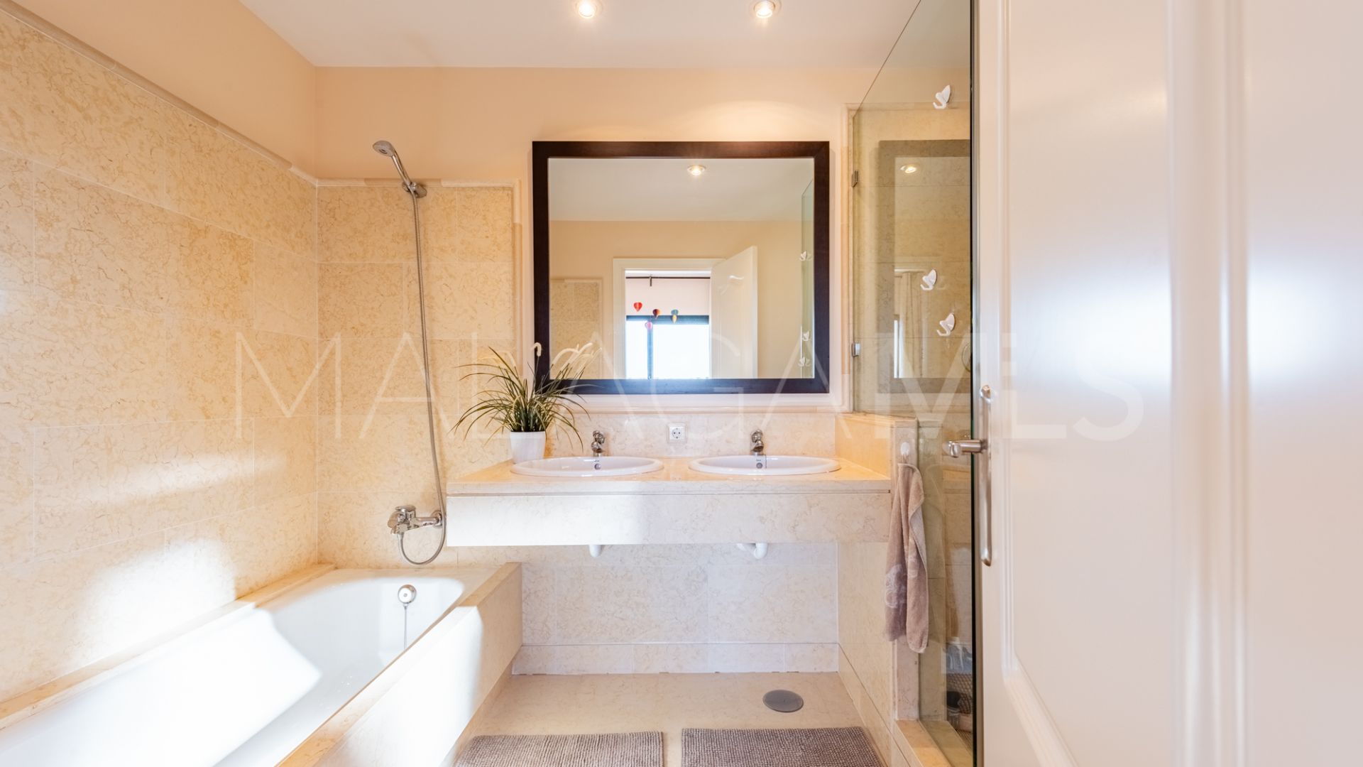 For sale Los Capanes del Golf apartment