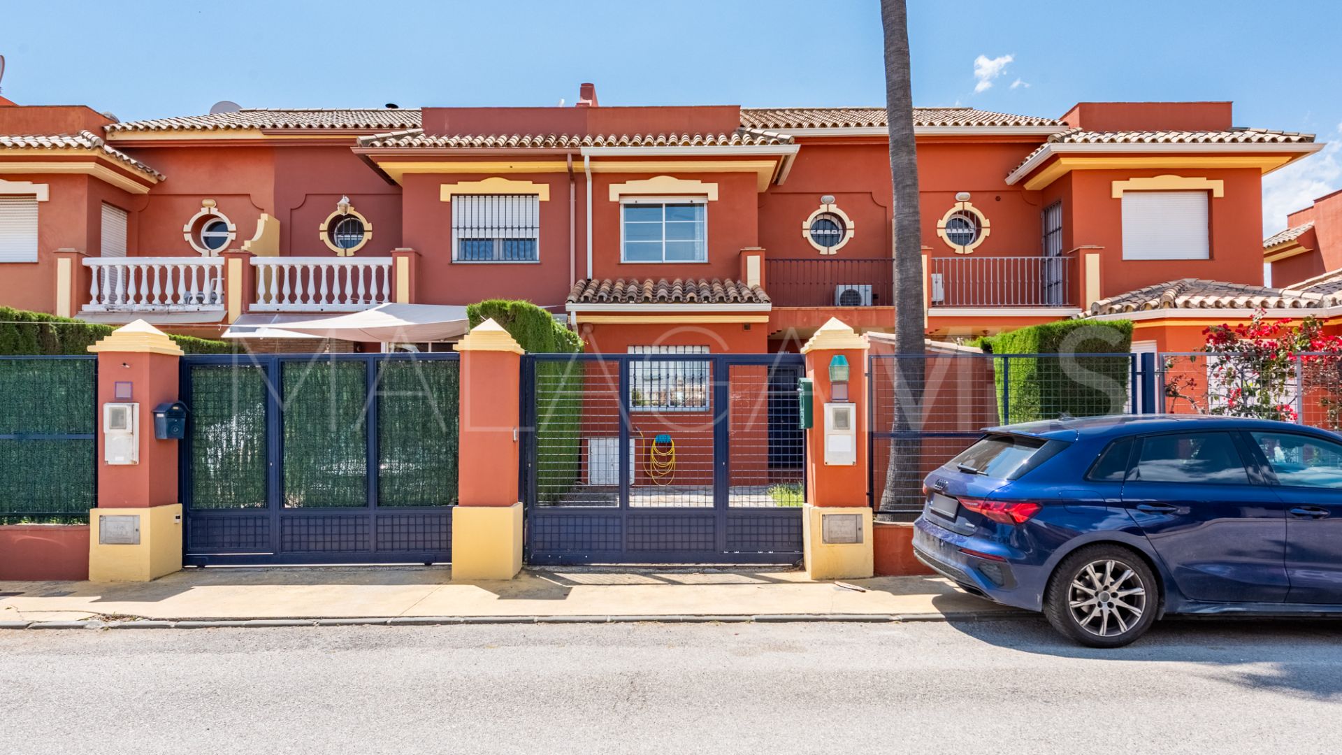 Radhus for sale in Monte Biarritz