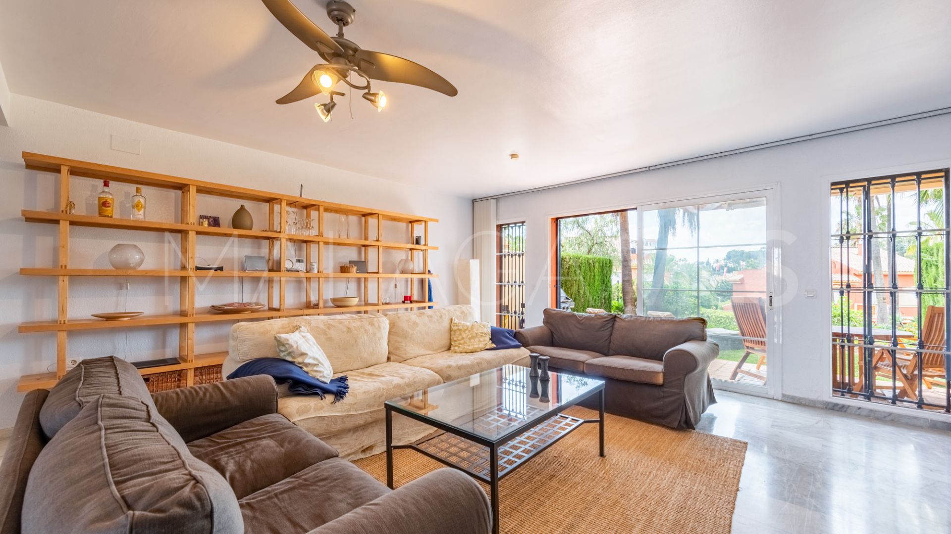 Radhus for sale in Monte Biarritz
