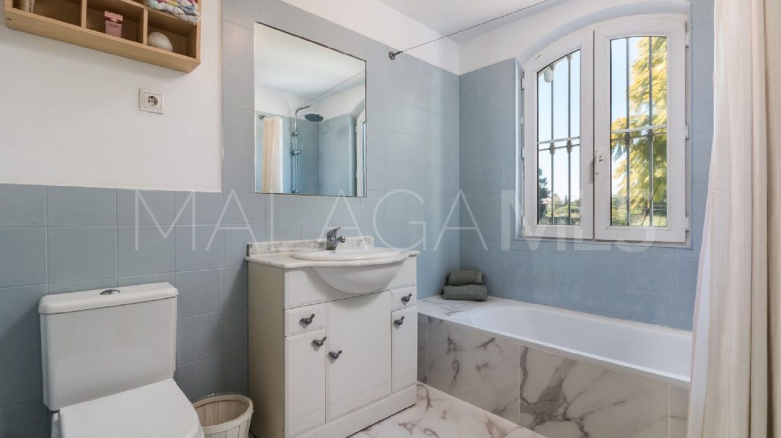 Doppelhaushälfte for sale in Guadalmina Alta