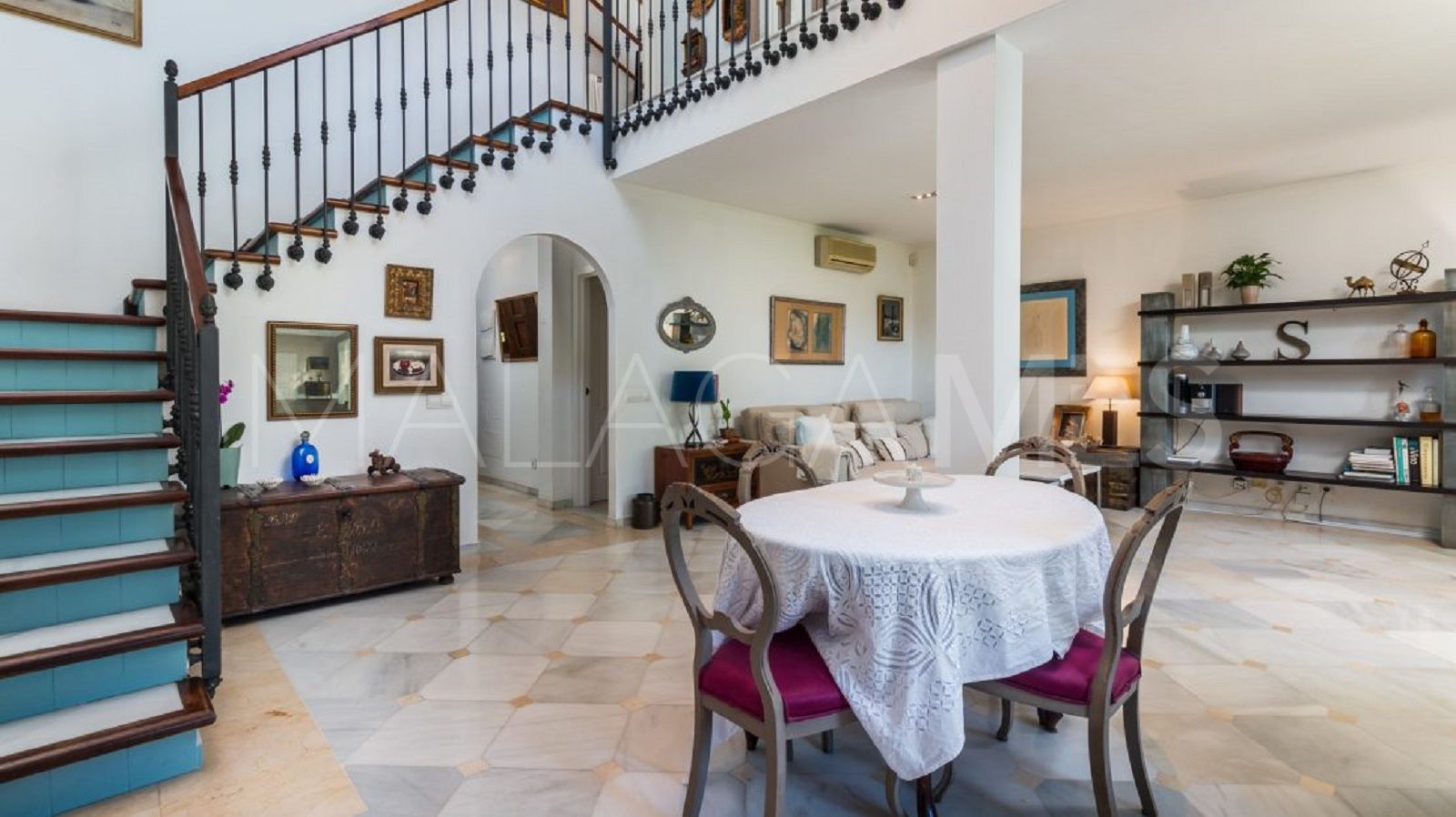 Doppelhaushälfte for sale in Guadalmina Alta