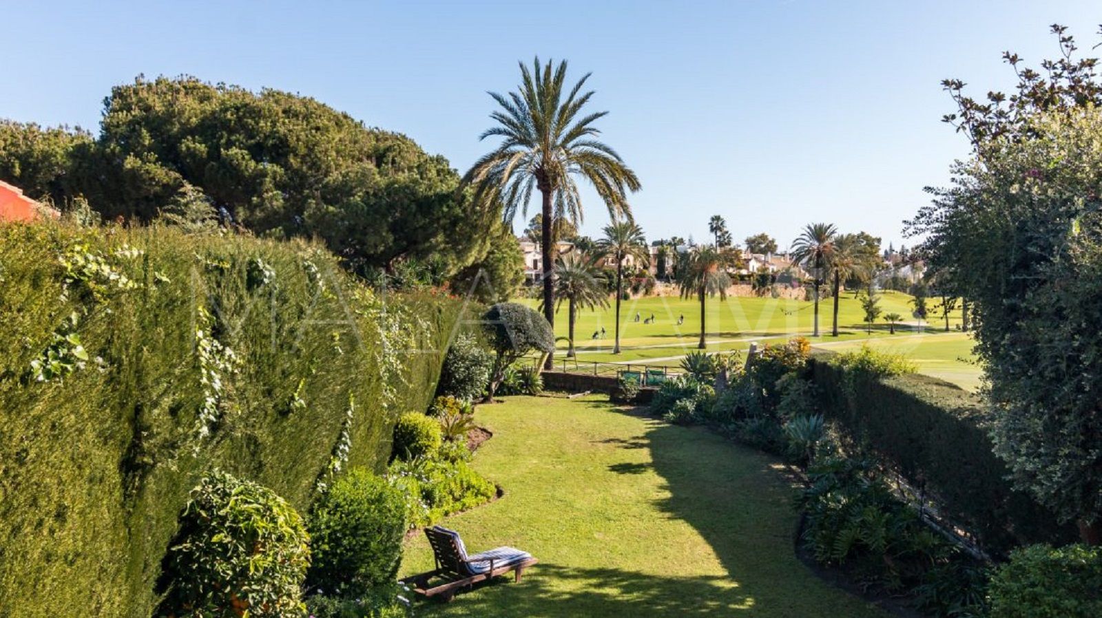 Doppelhaushälfte for sale in Guadalmina Alta