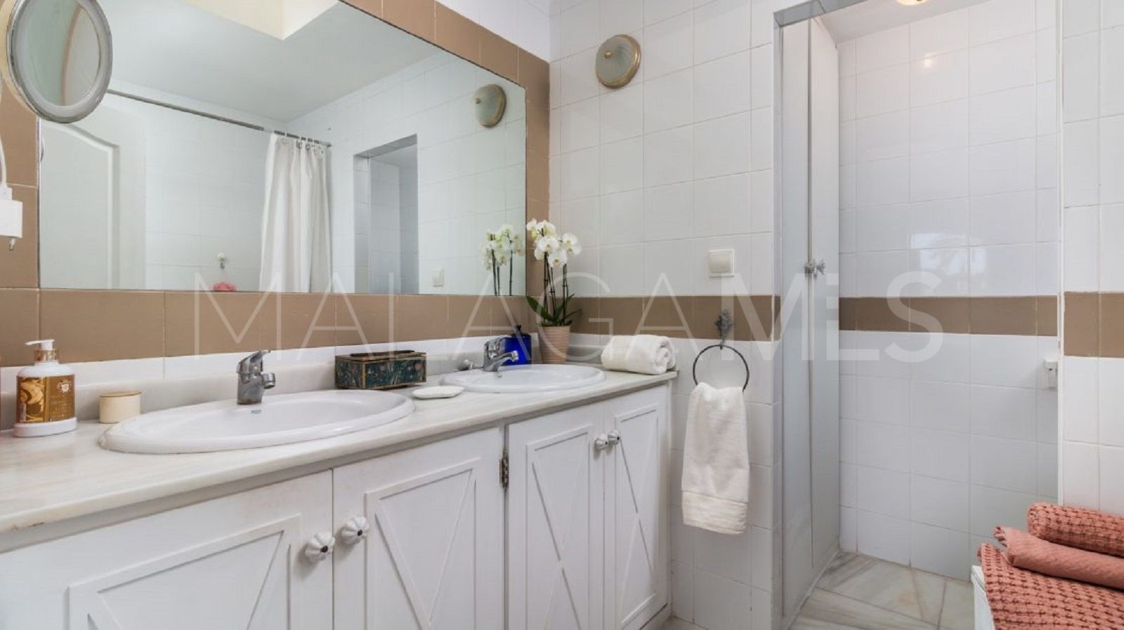 Doppelhaushälfte for sale in Guadalmina Alta