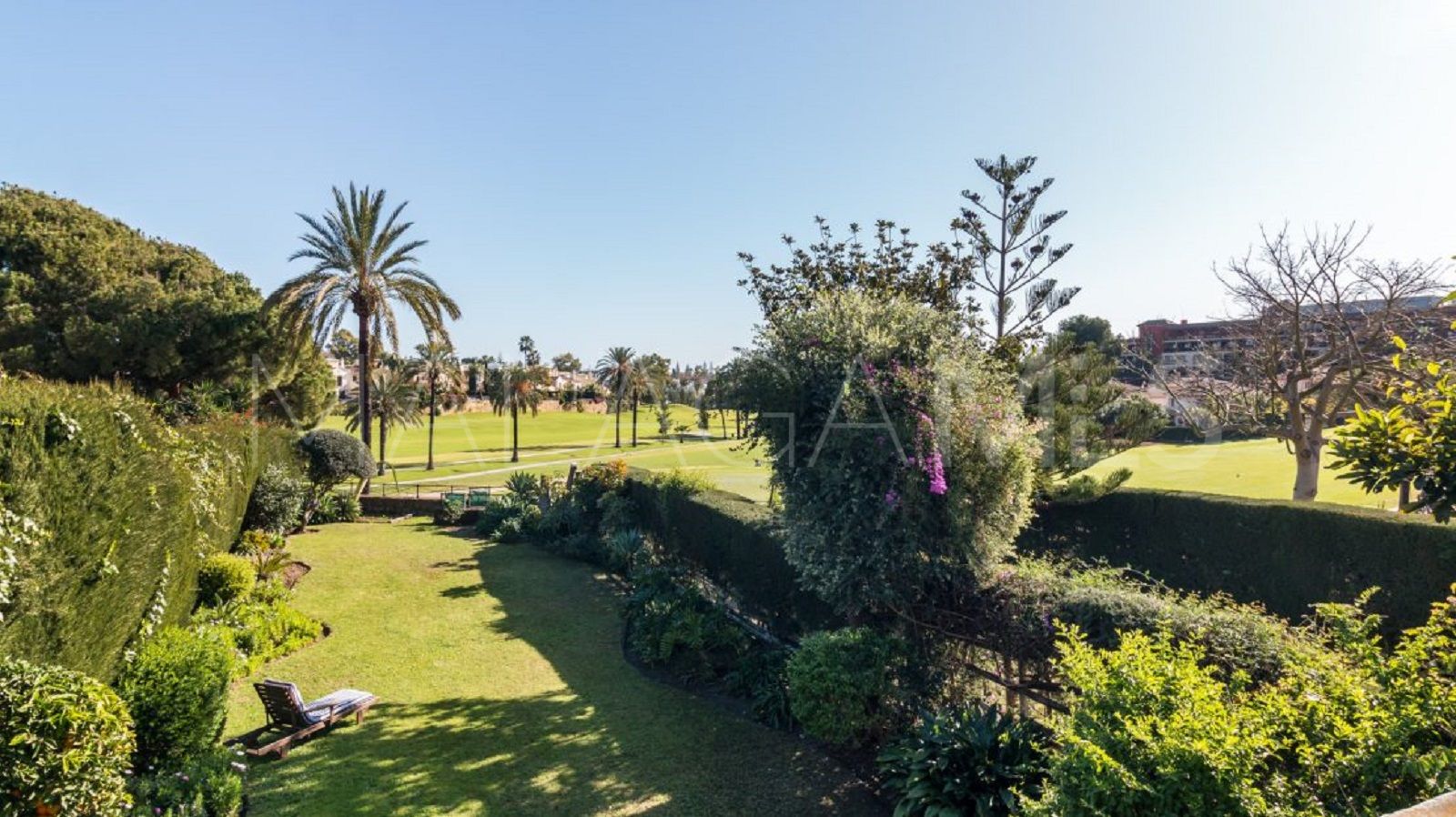 Doppelhaushälfte for sale in Guadalmina Alta