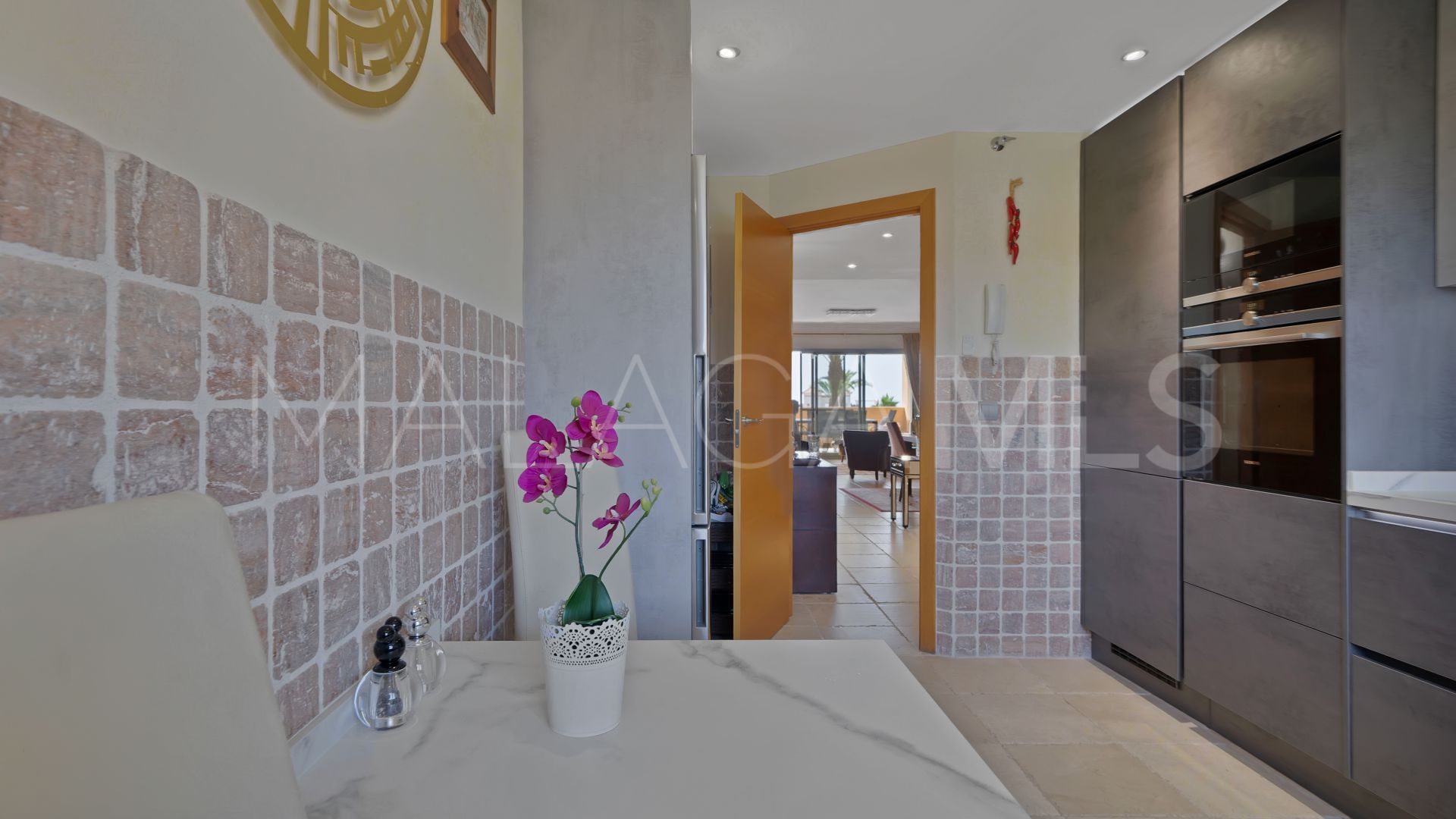 Wohnung for sale in Four Seasons