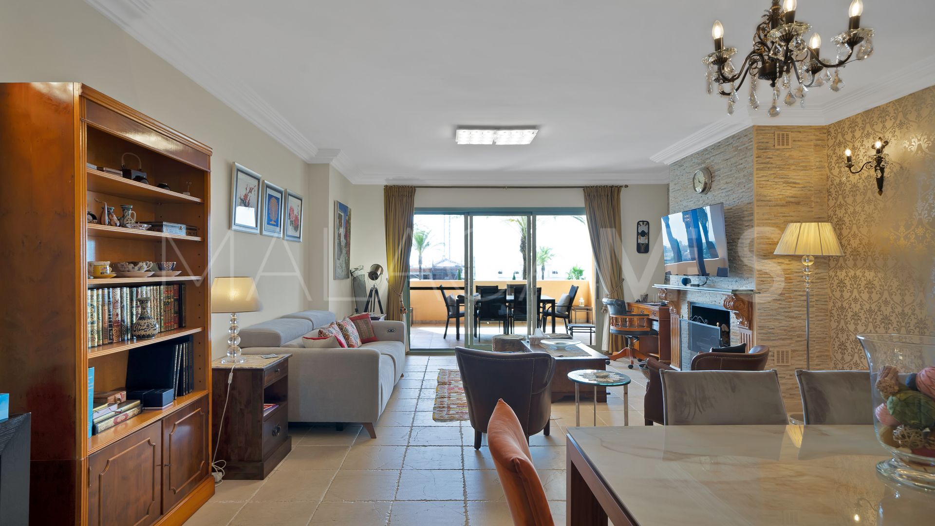 Wohnung for sale in Four Seasons
