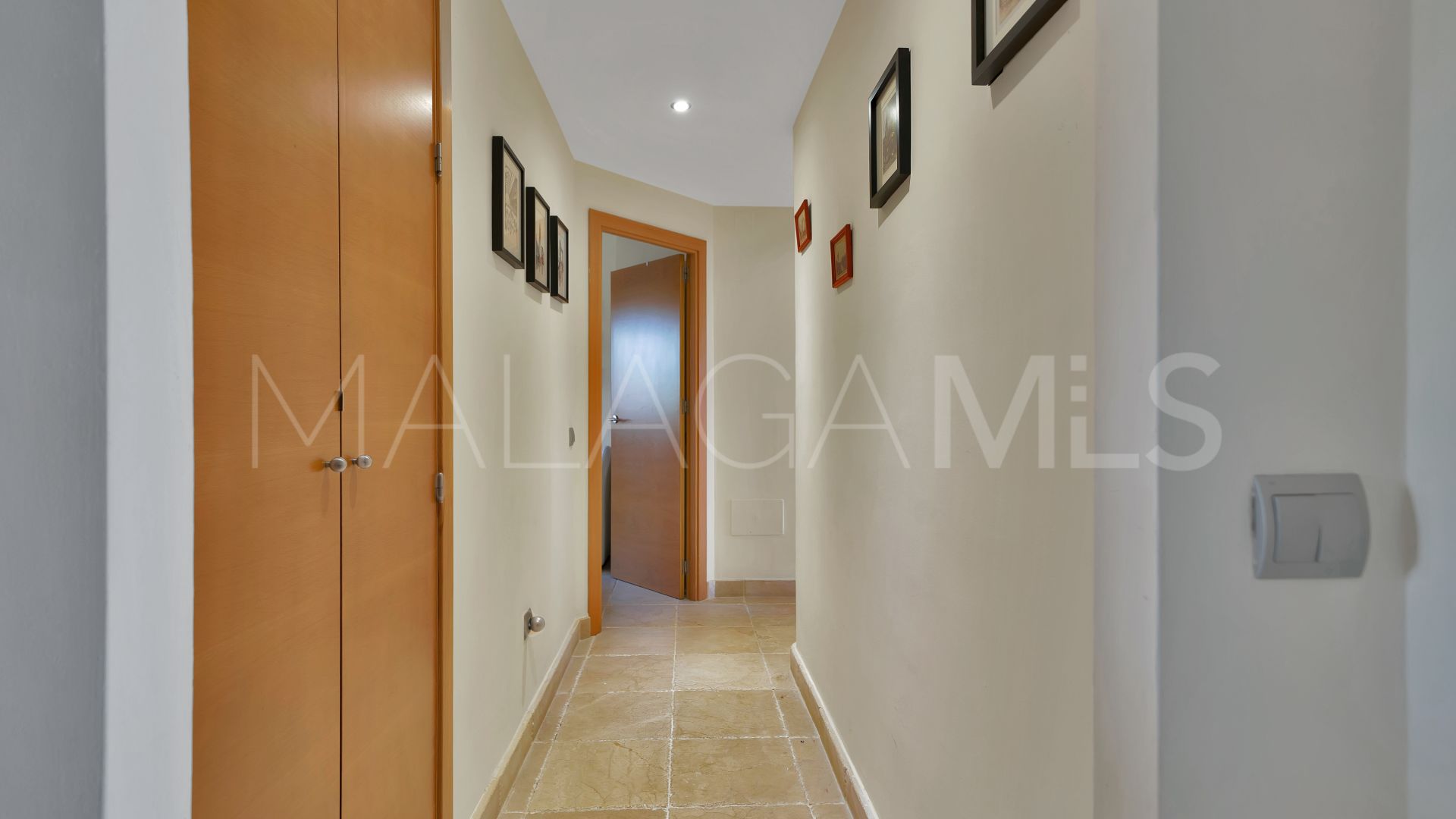 Wohnung for sale in Four Seasons