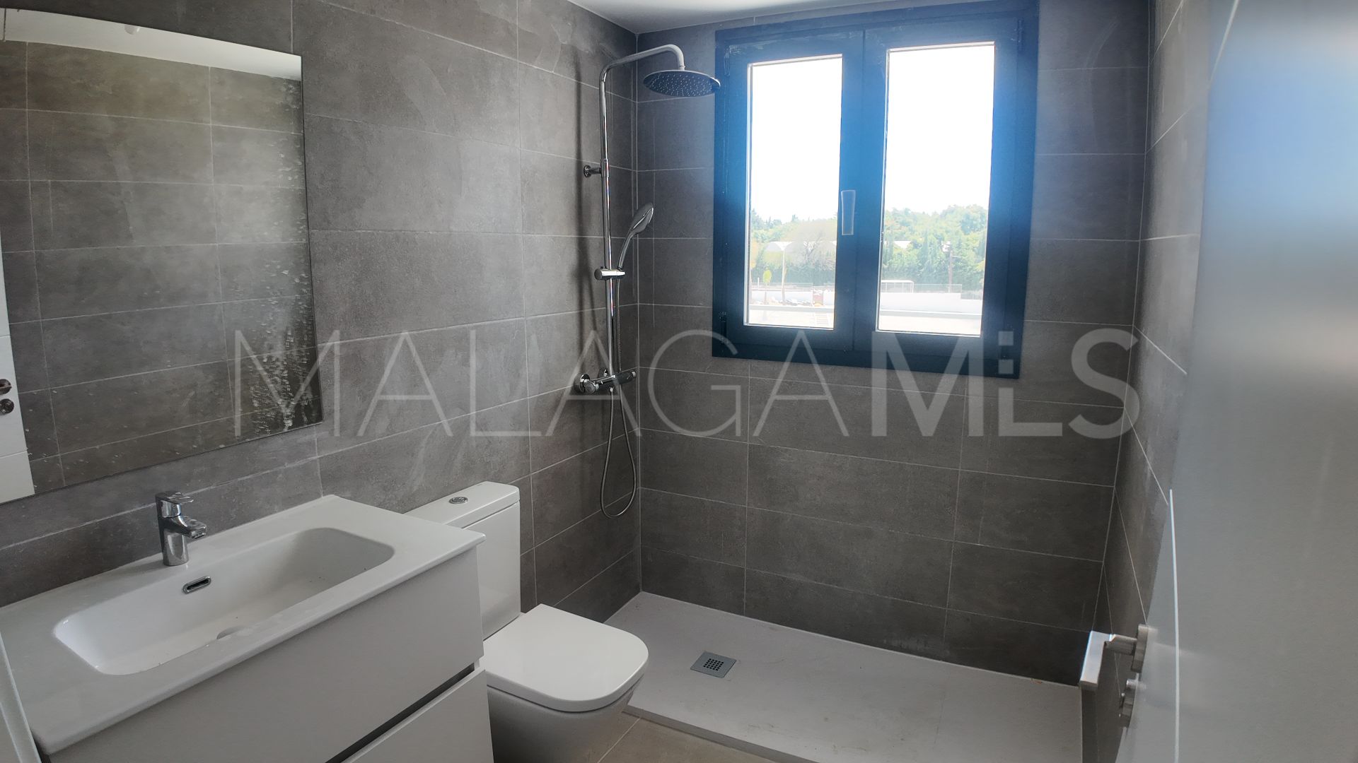 Ático de 3 bedrooms for sale in Selwo