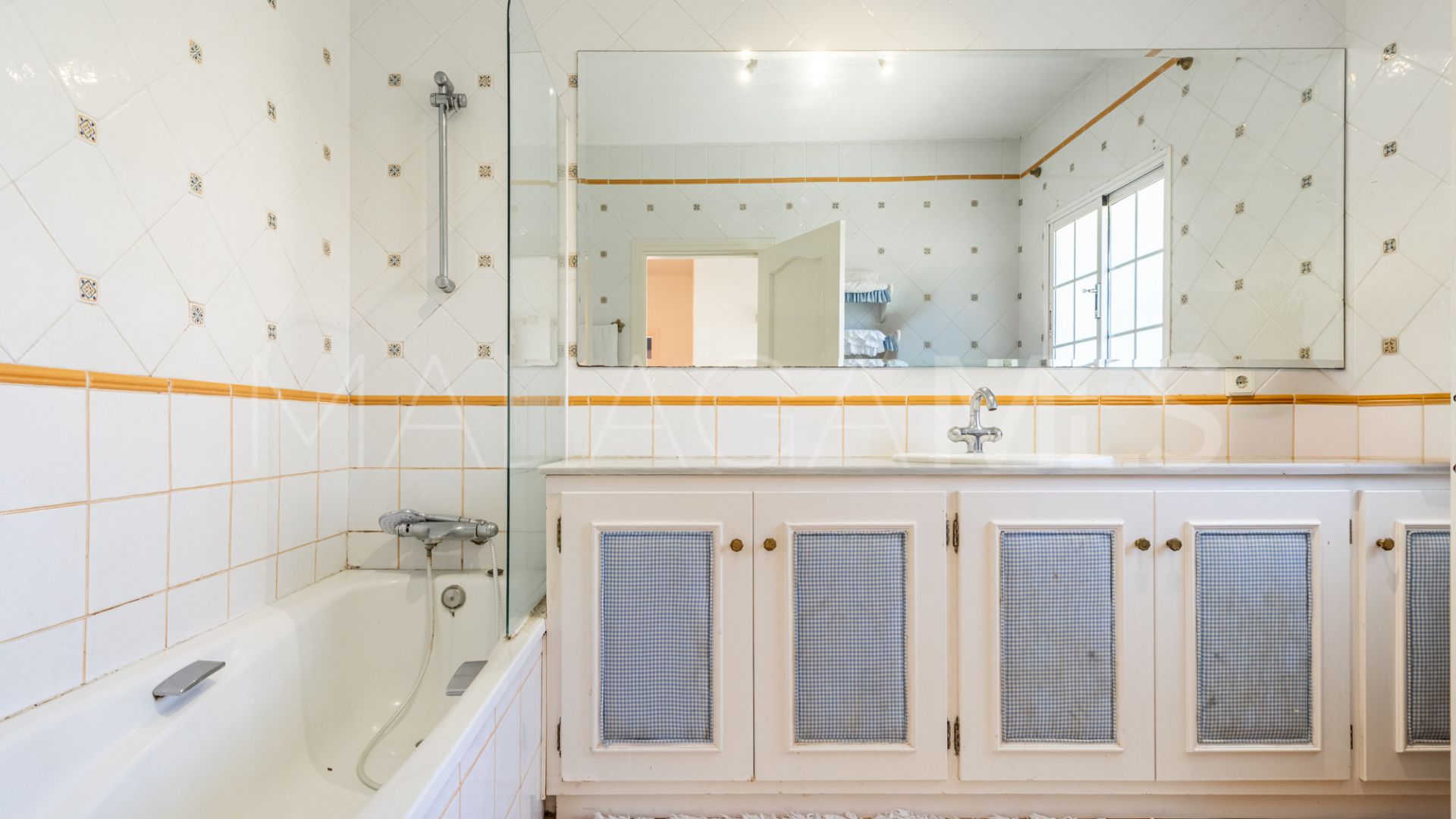 Villa for sale in Monte Biarritz