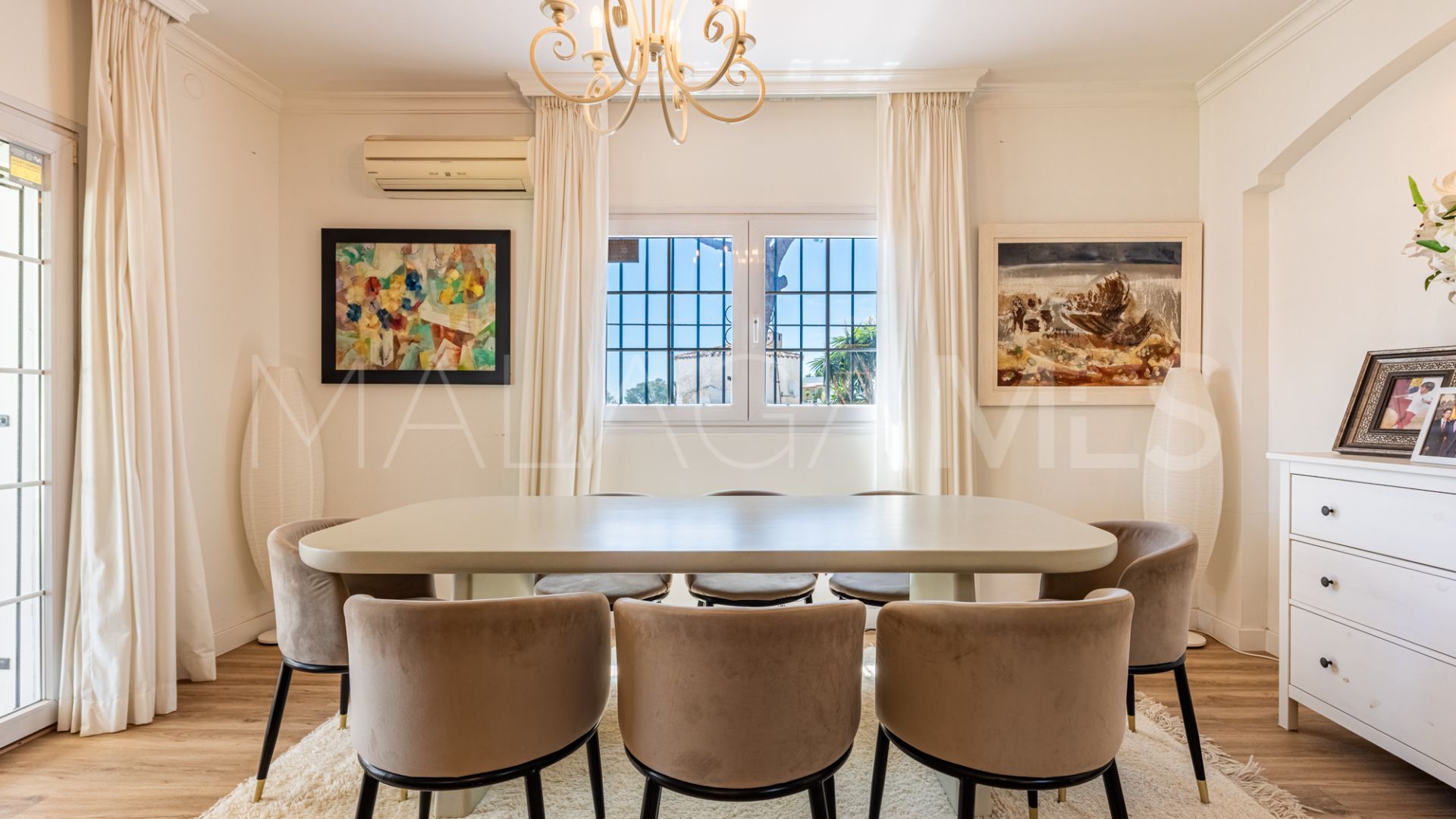 Villa for sale in Monte Biarritz