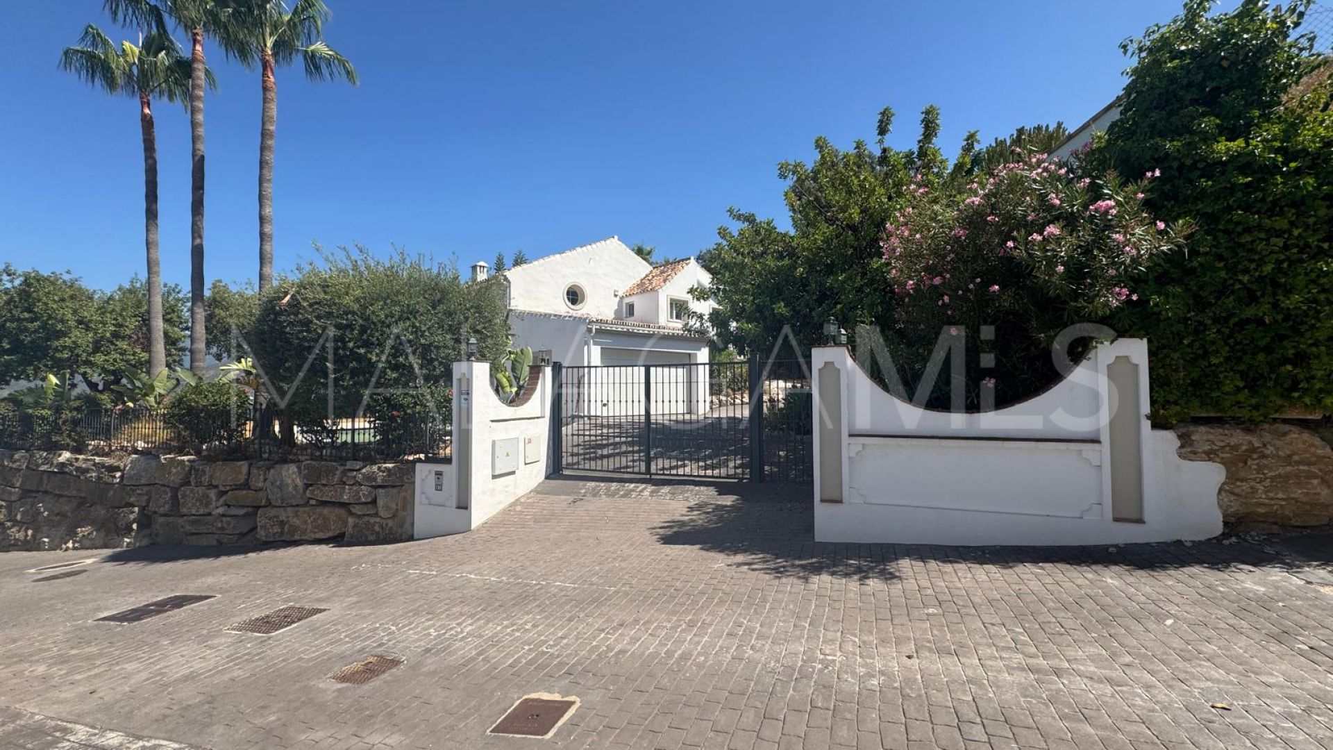 Villa for sale in Sierra Blanca Country Club