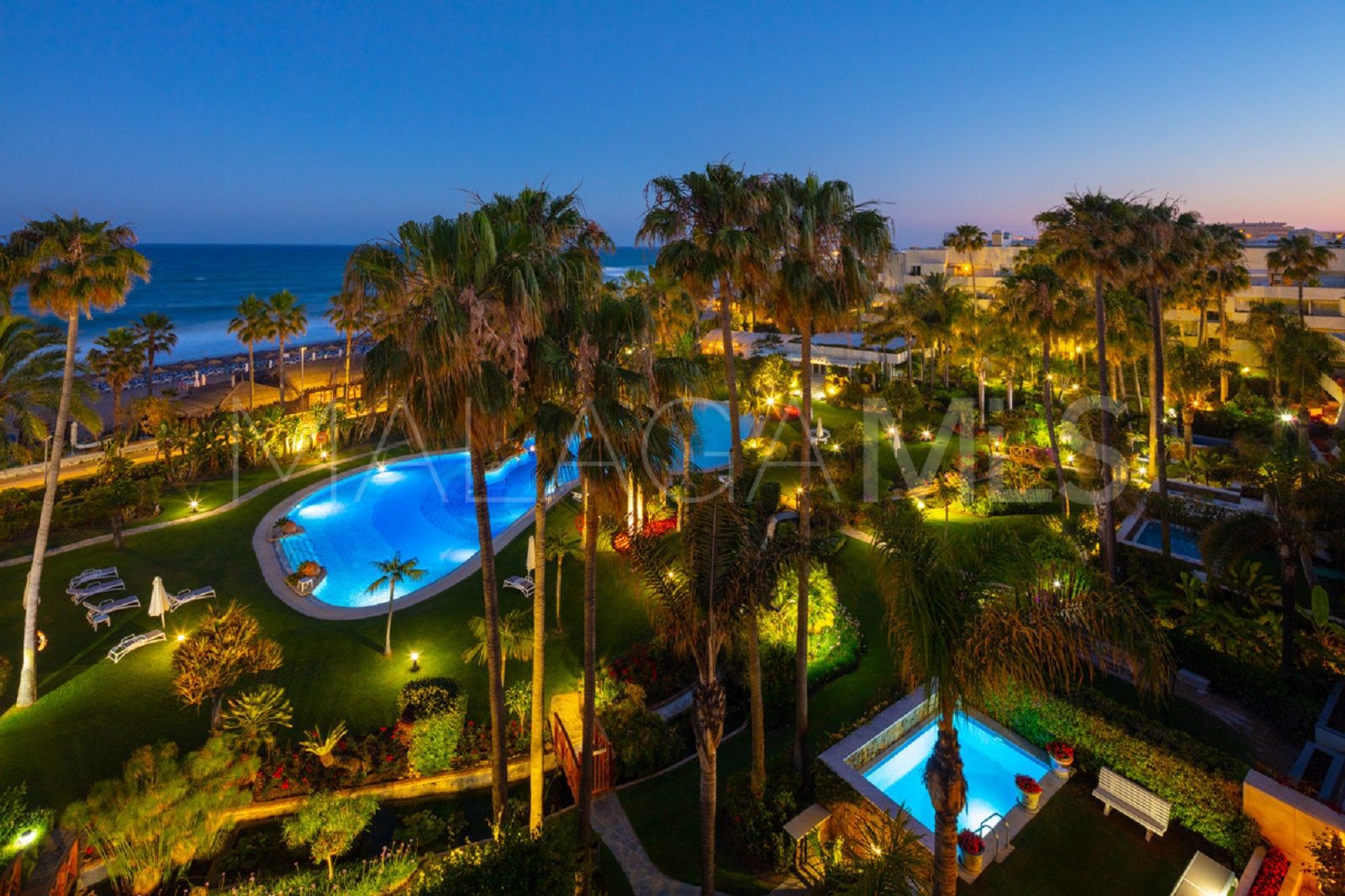 For sale penthouse in Los Granados