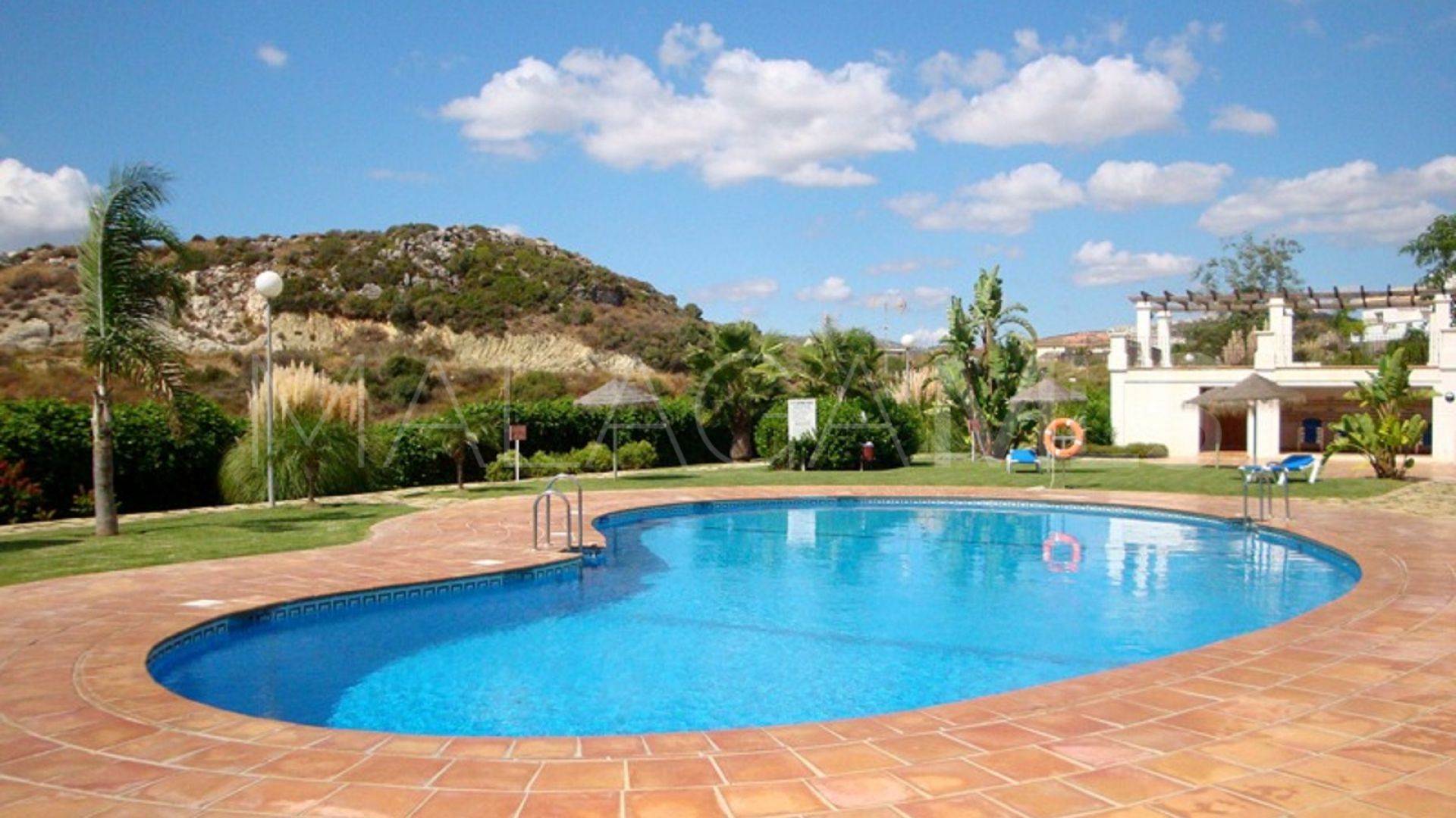Takvåning for sale in Casares Playa