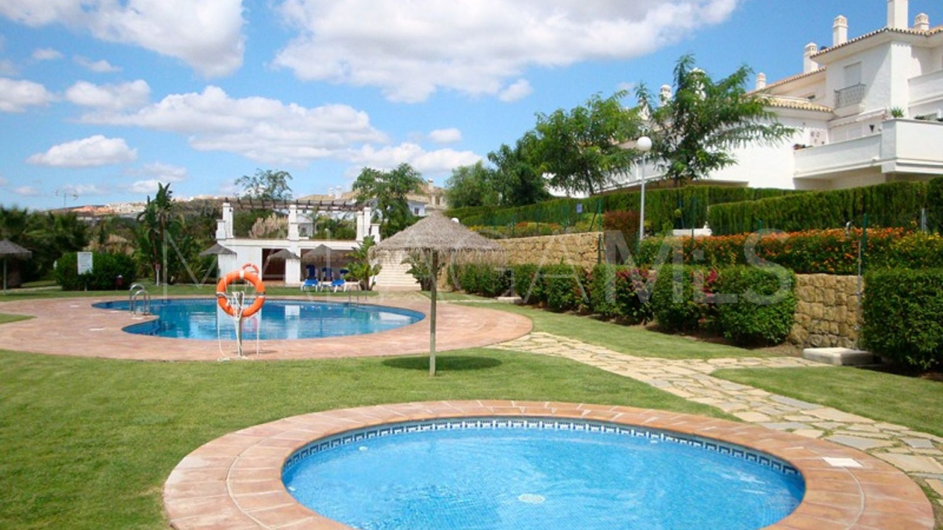 Takvåning for sale in Casares Playa