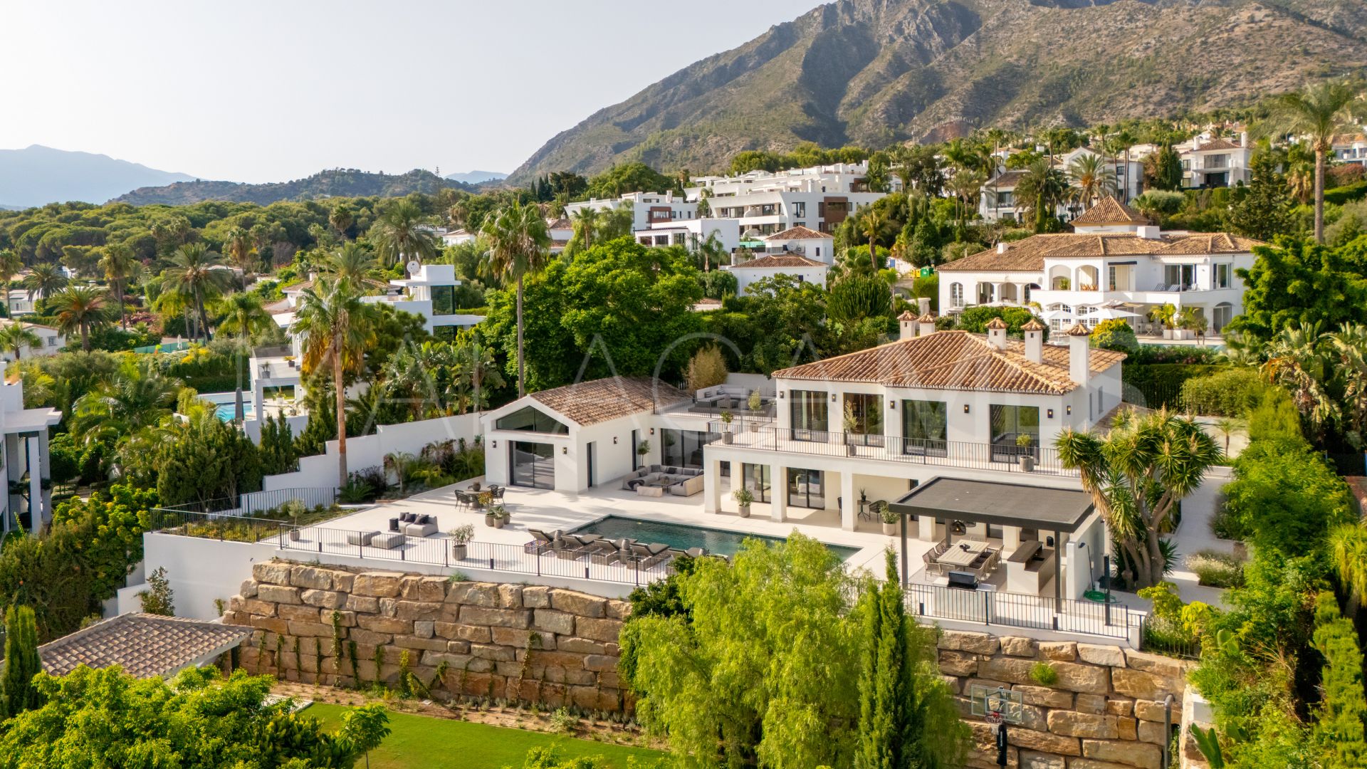 Villa for sale in Rocio de Nagüeles
