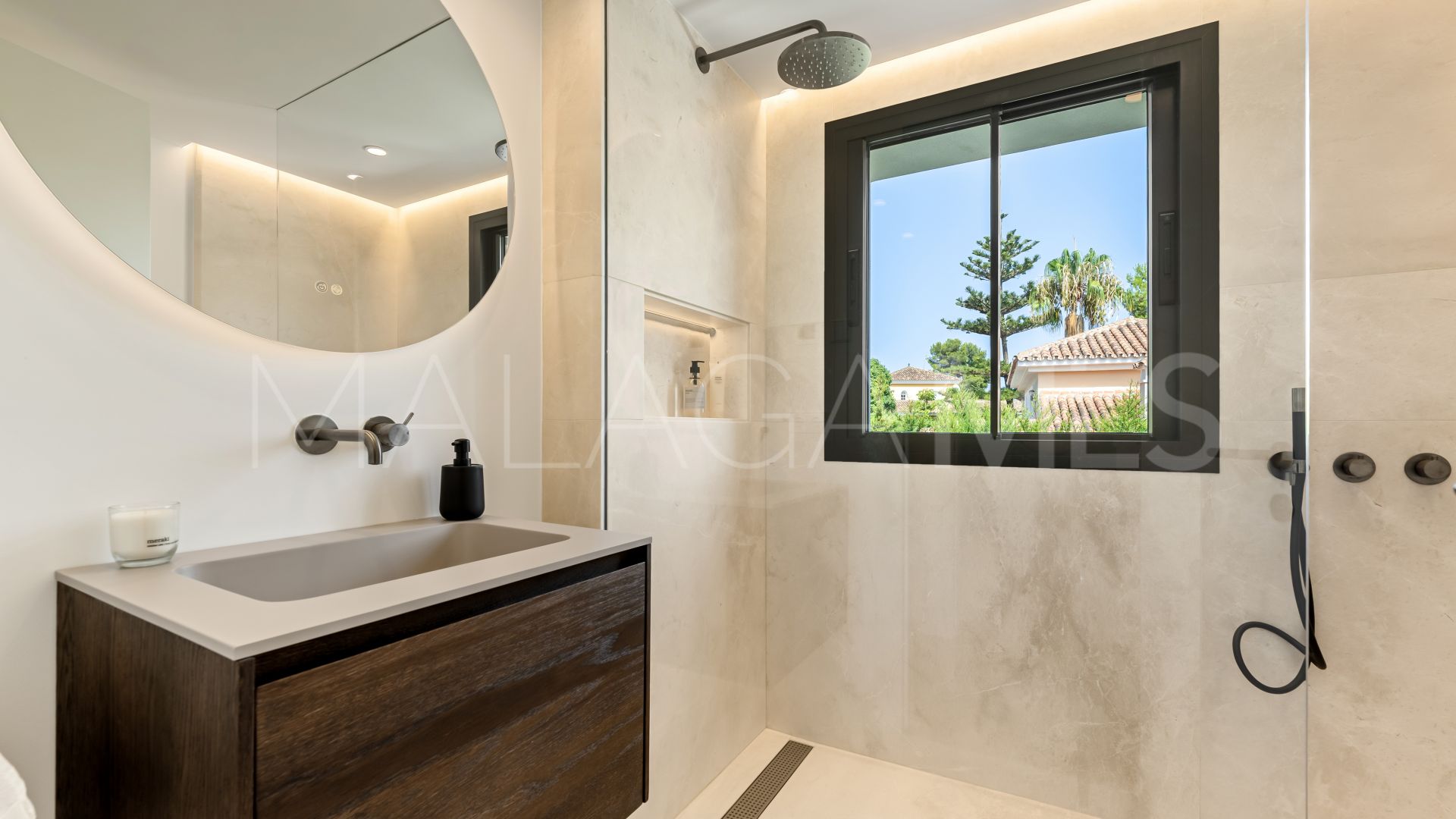 Villa for sale in Rocio de Nagüeles