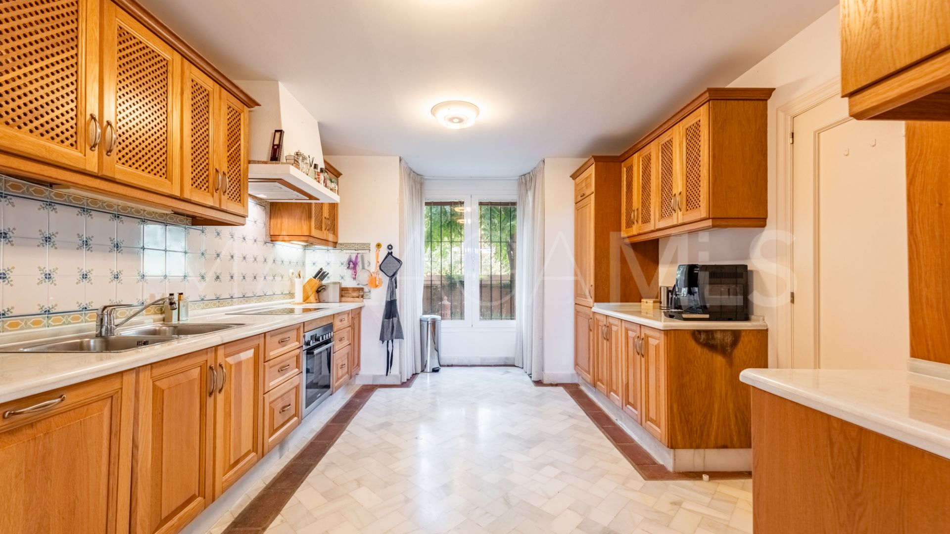 Buy La Perla de la Bahía town house with 5 bedrooms
