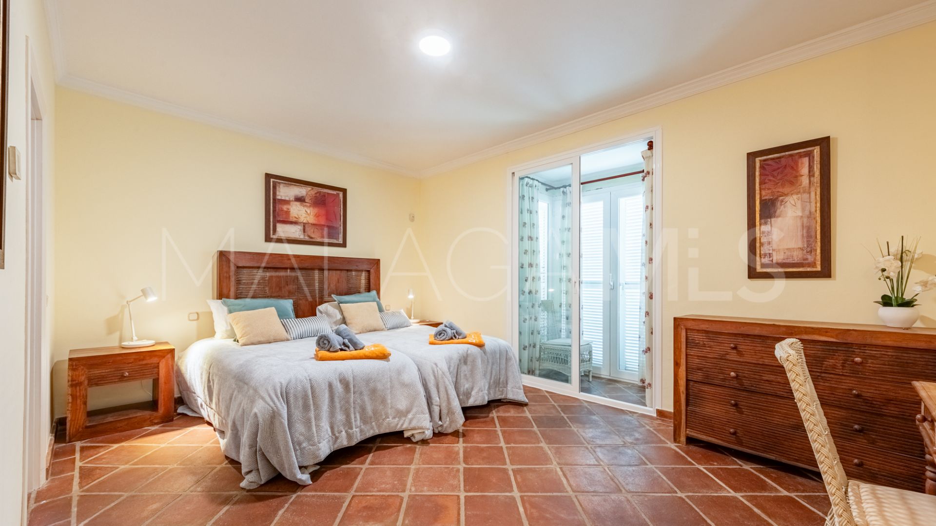 Buy La Perla de la Bahía town house with 5 bedrooms