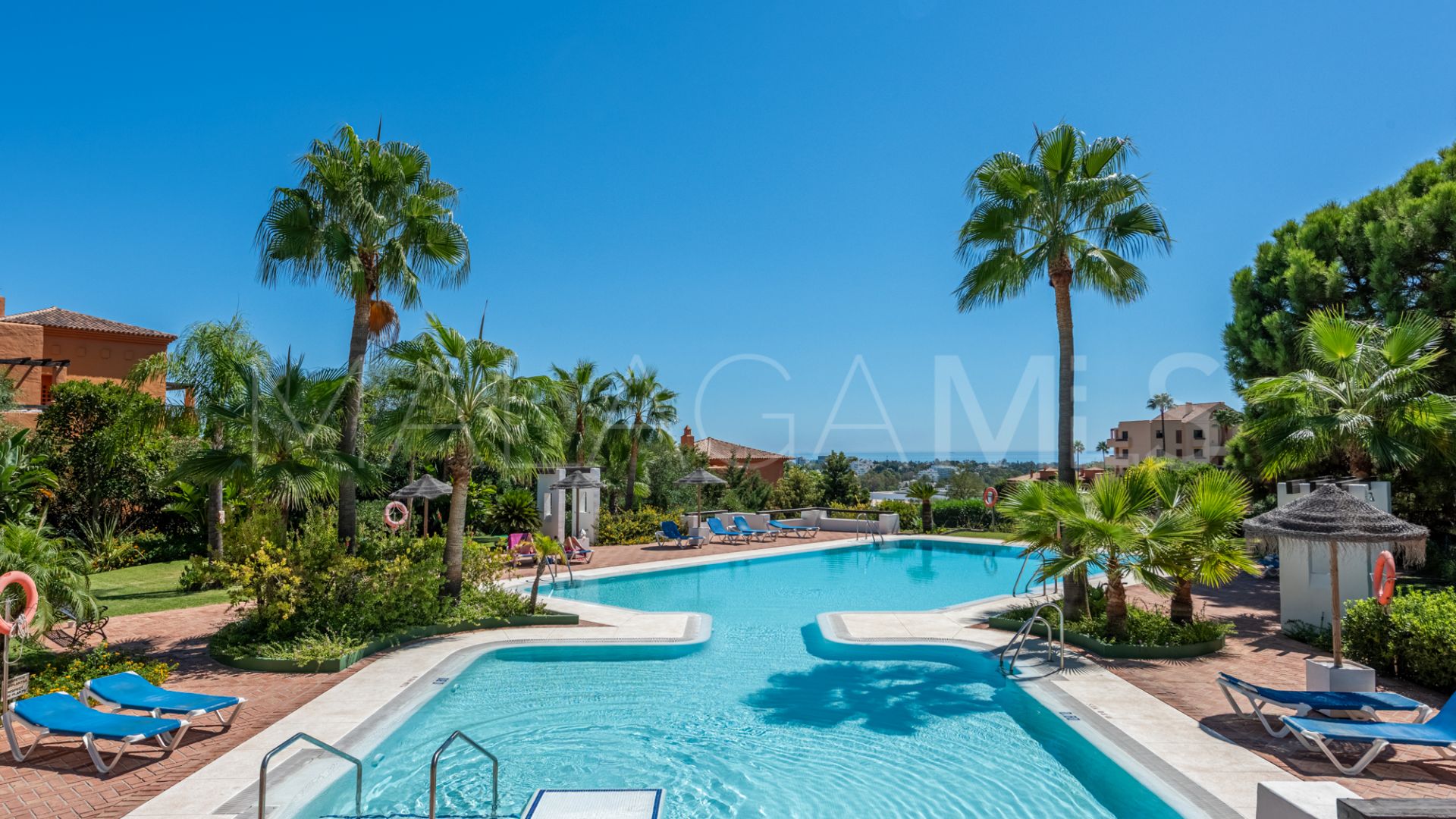 Lomas del Marqués 2 bedrooms apartment for sale