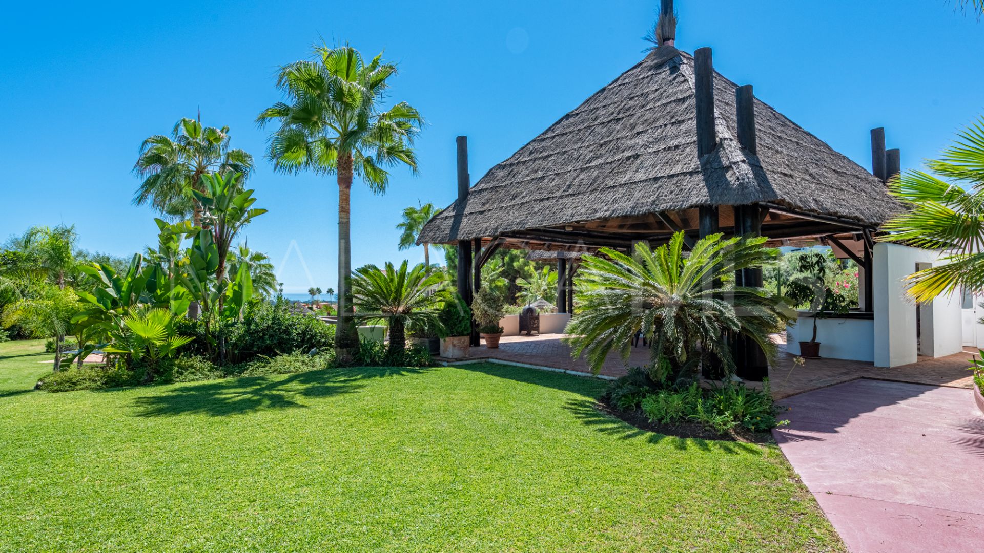 Lomas del Marqués 2 bedrooms apartment for sale