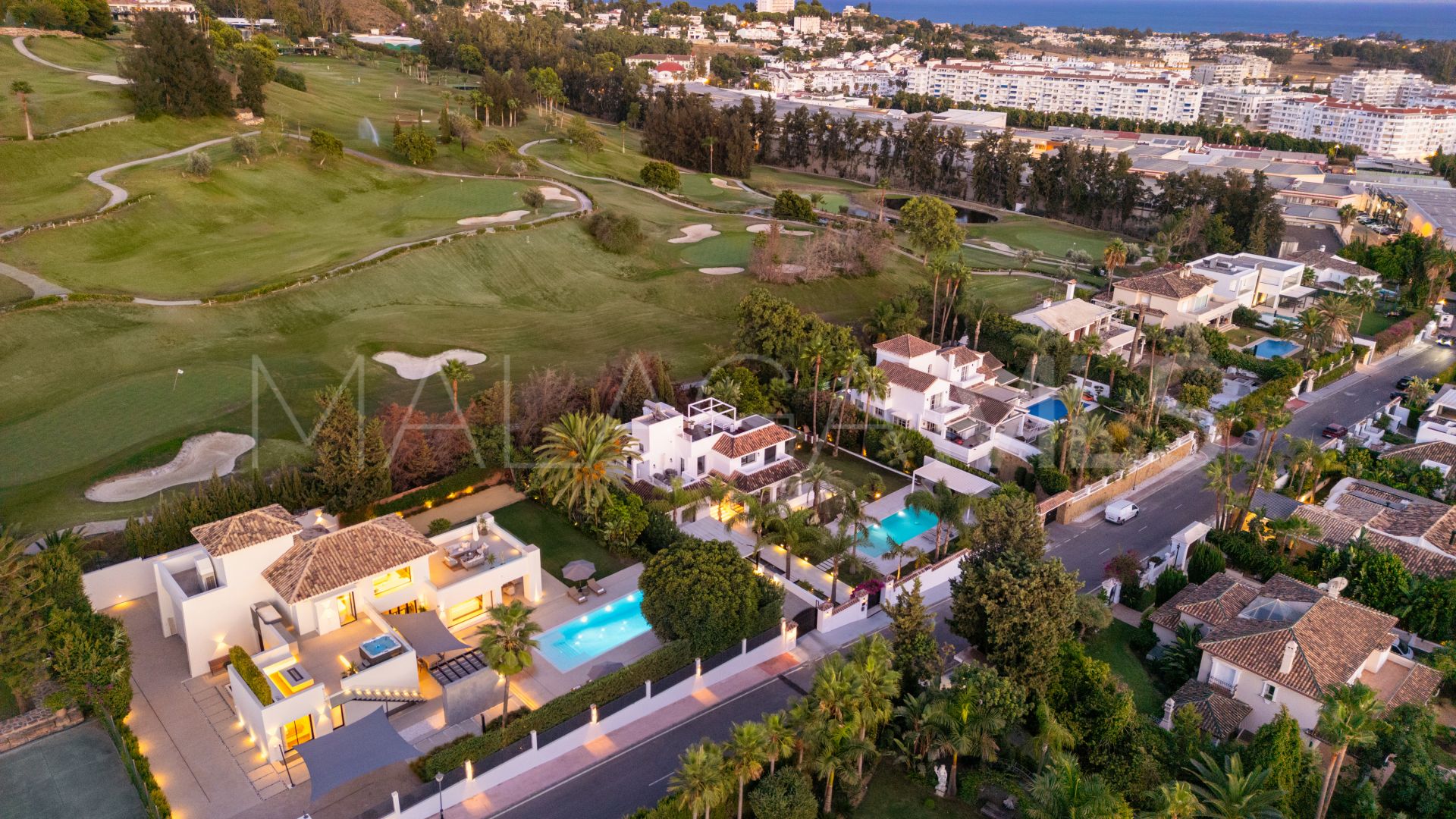 Los Naranjos Golf villa for sale