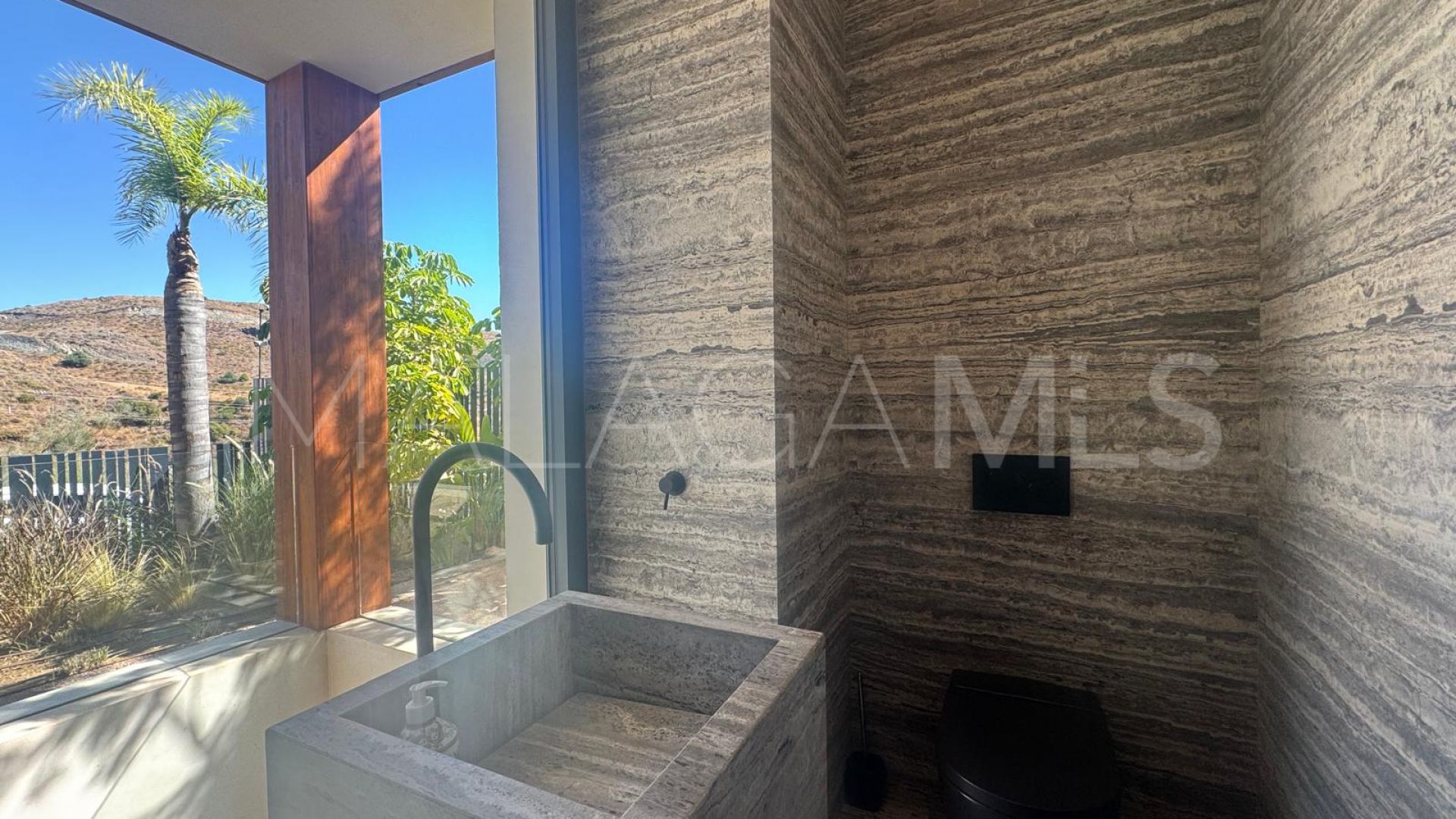 Villa for sale in Los Flamingos