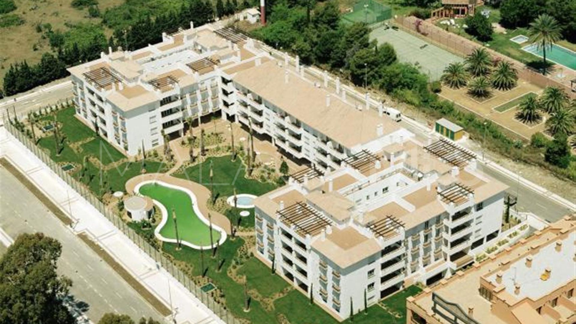 Altos del Rodeo, duplex de 7 bedrooms for sale