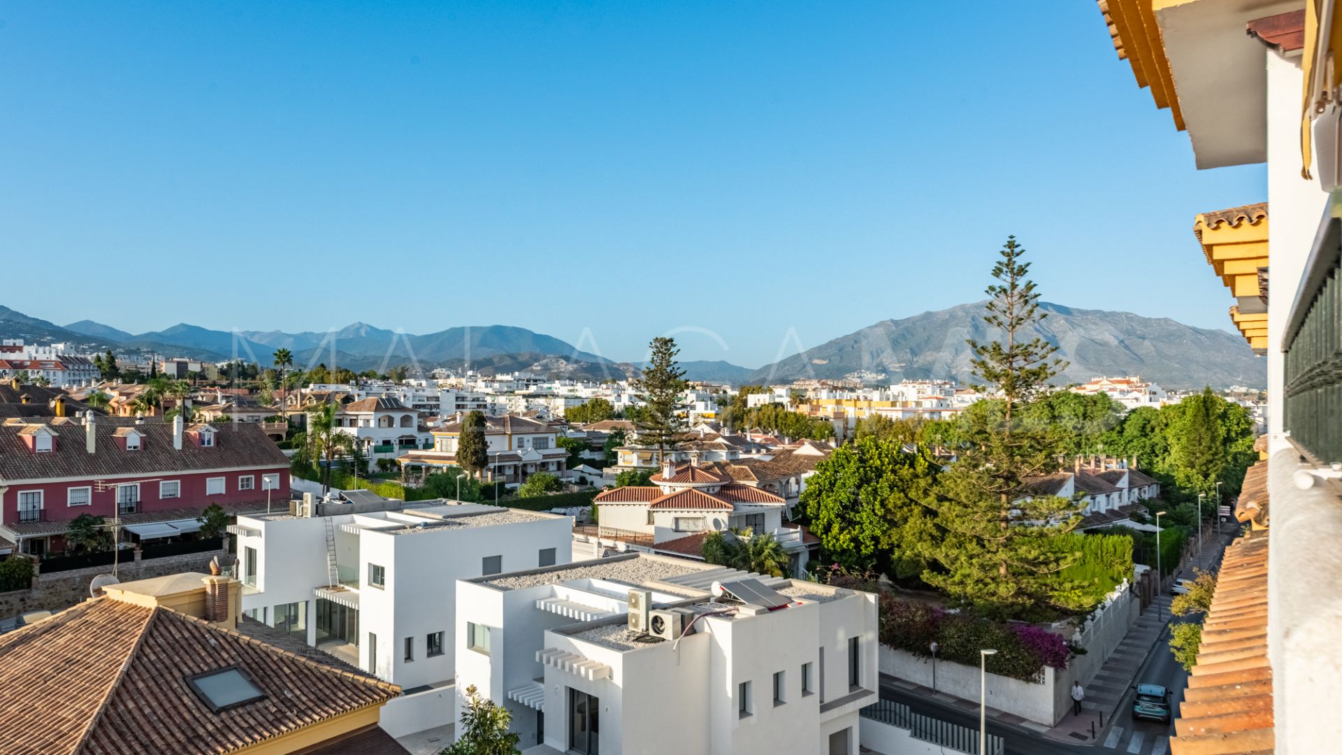 Appartement terrasse for sale in San Pedro de Alcantara