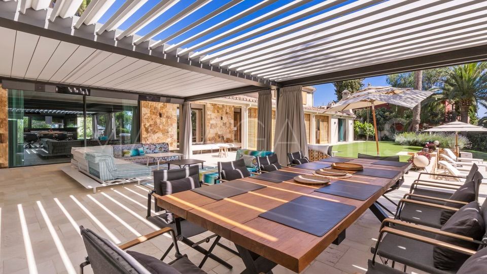 Villa for sale in Rio Real