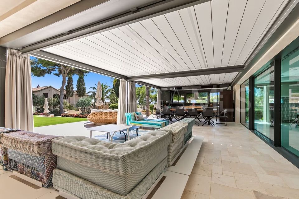 Villa for sale in Rio Real
