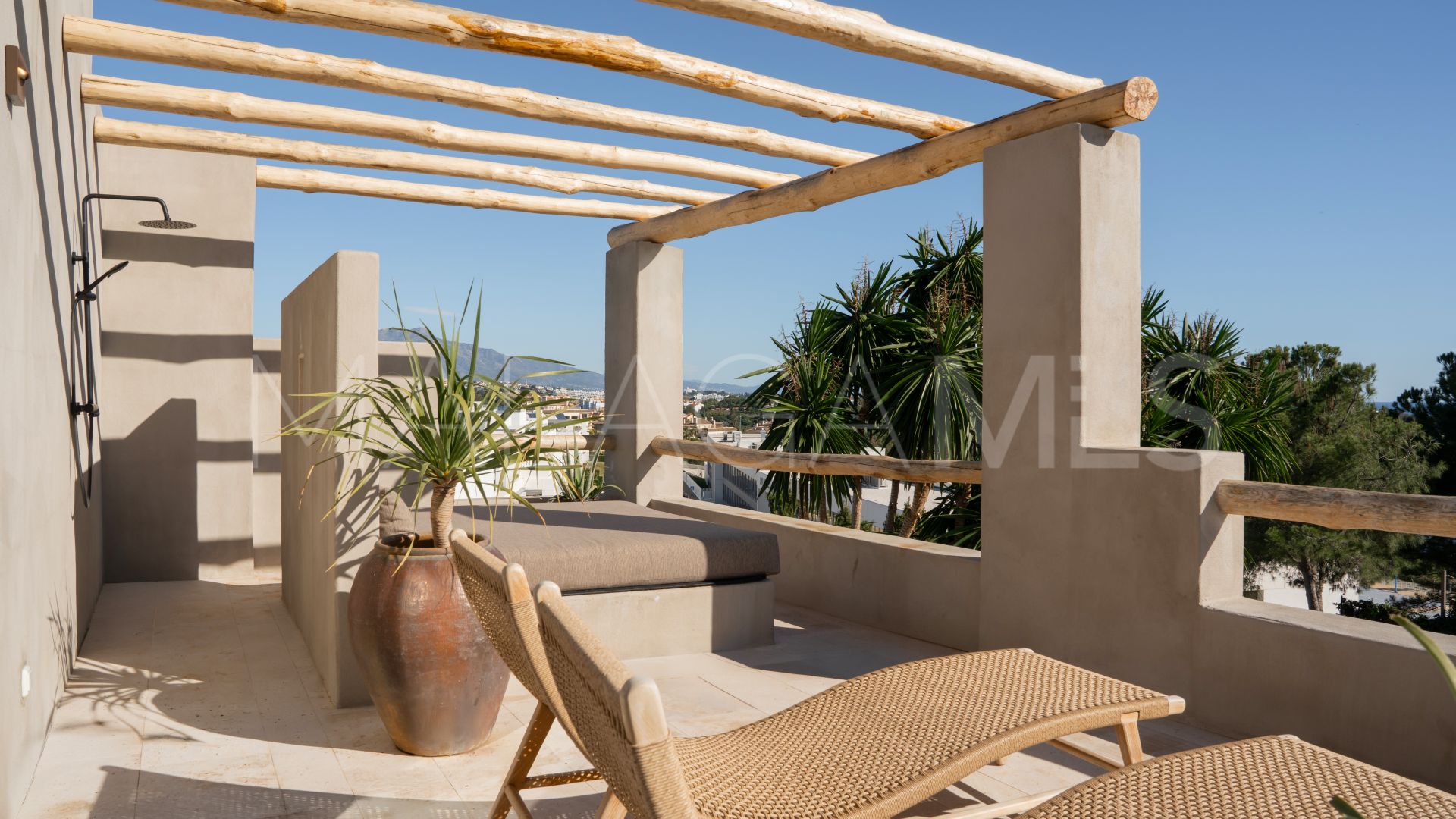 Villa for sale in Selwo