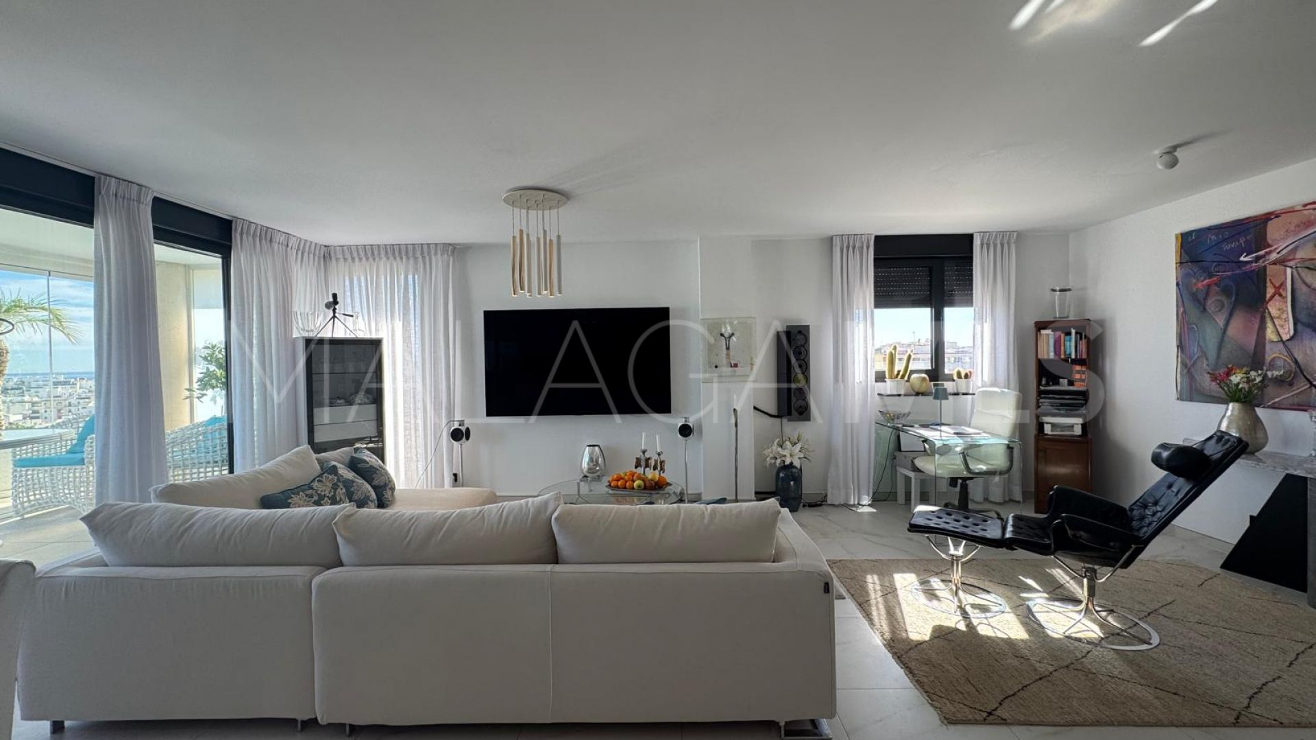 For sale Estepona Centre penthouse with 2 bedrooms