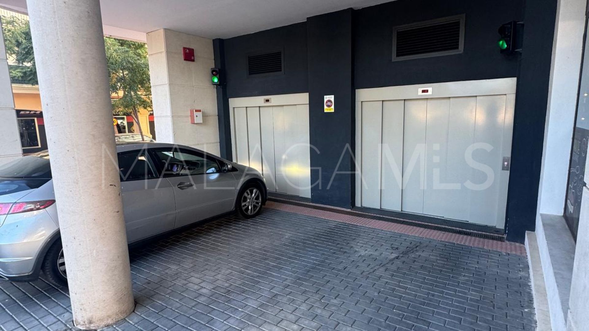 For sale Estepona Centre penthouse with 2 bedrooms