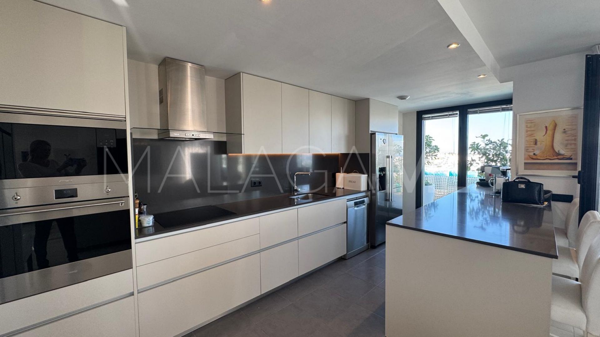 For sale Estepona Centre penthouse with 2 bedrooms