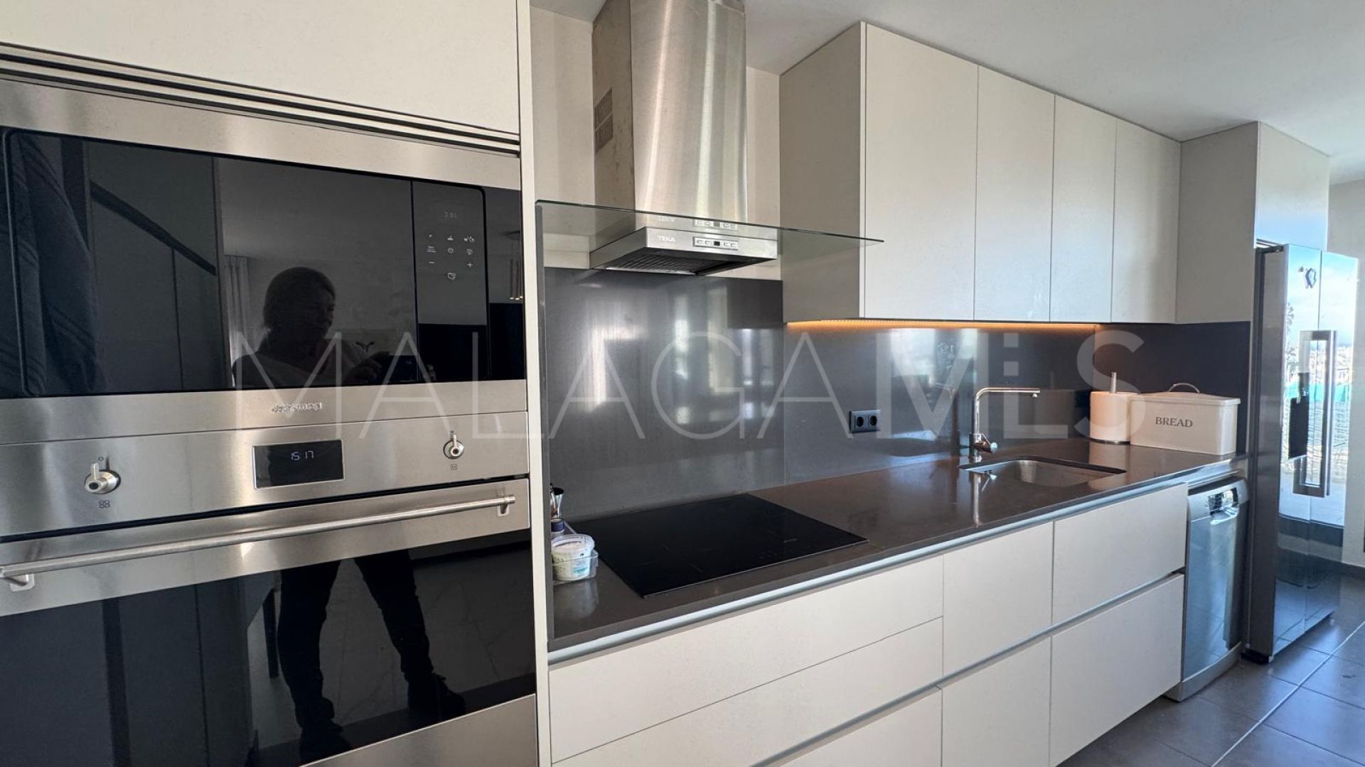 For sale Estepona Centre penthouse with 2 bedrooms