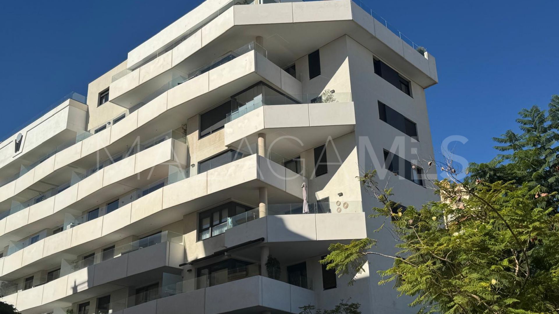 For sale Estepona Centre penthouse with 2 bedrooms