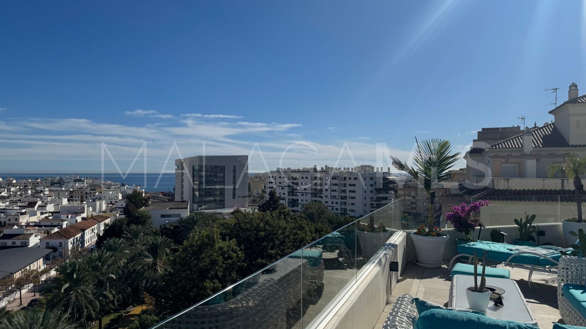For sale Estepona Centre penthouse with 2 bedrooms